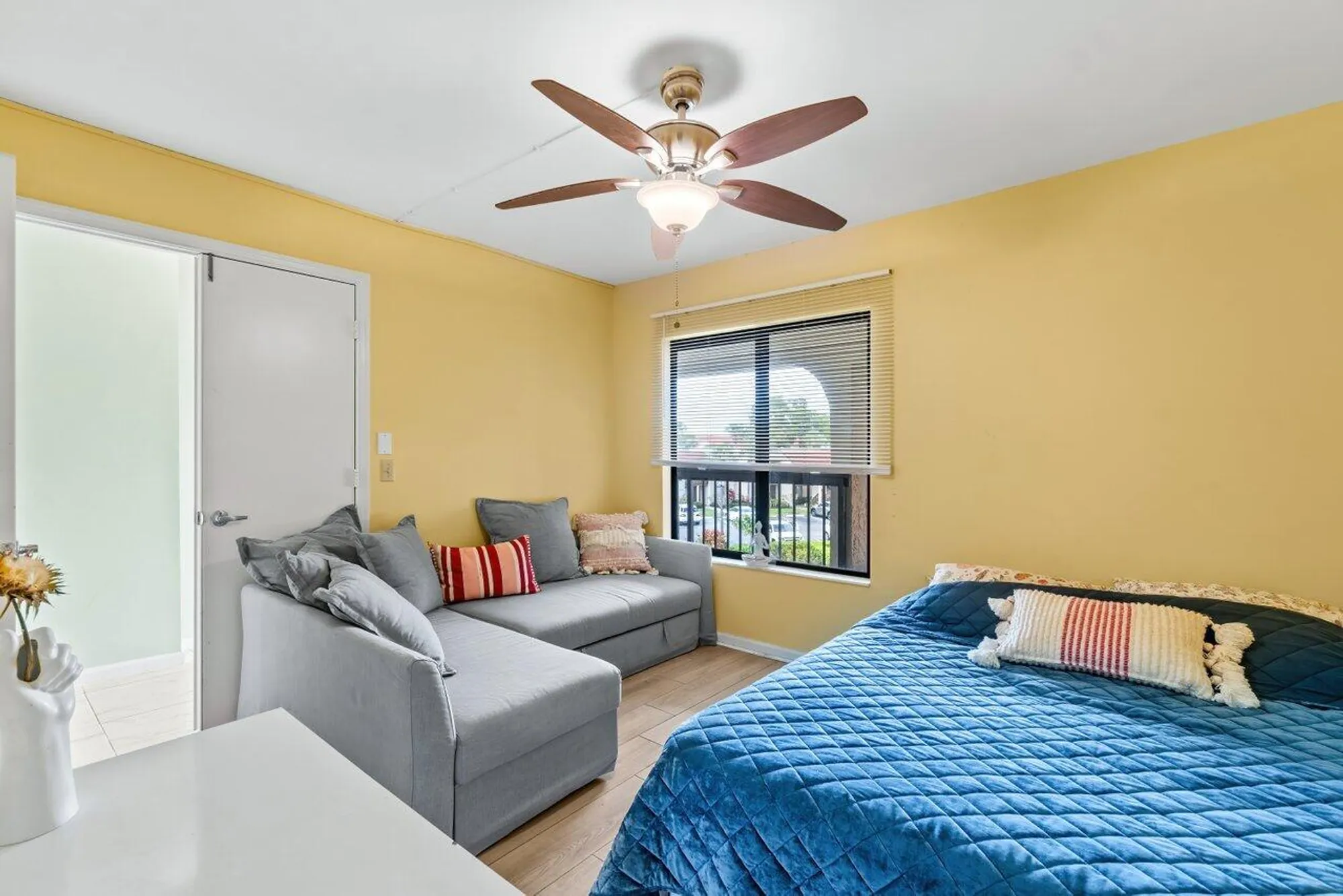 Property Slideshow image 23 of 63 | 5380 cedar lake dr apt 302, Boynton Beach, FL, 33437