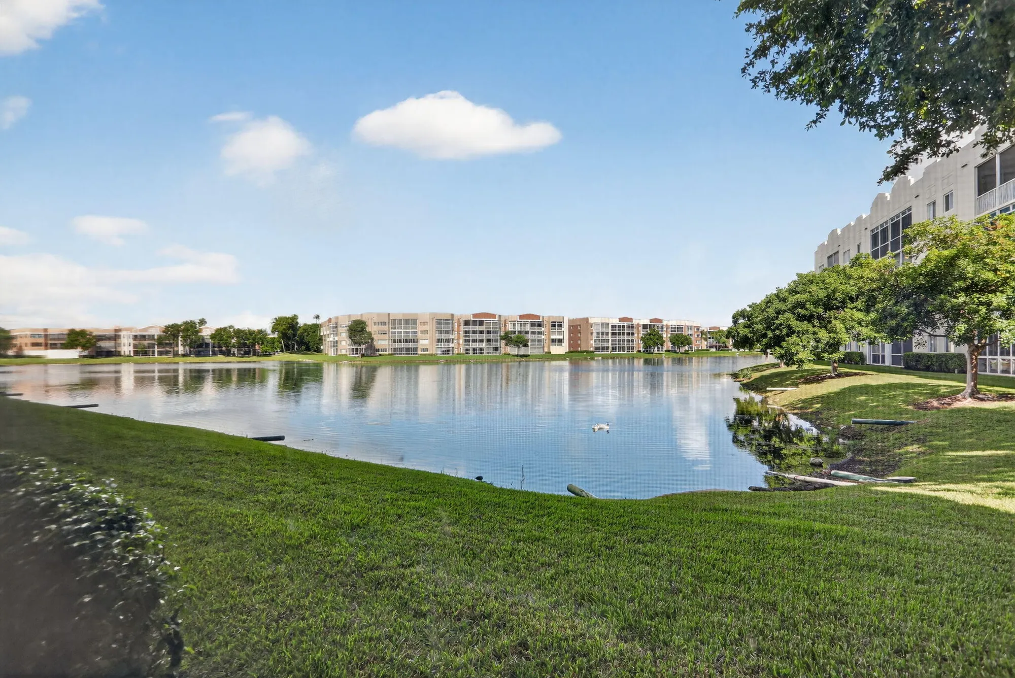 Property Slideshow image 46 of 51 | 7715 southampton ter 115, Tamarac, FL, 33321