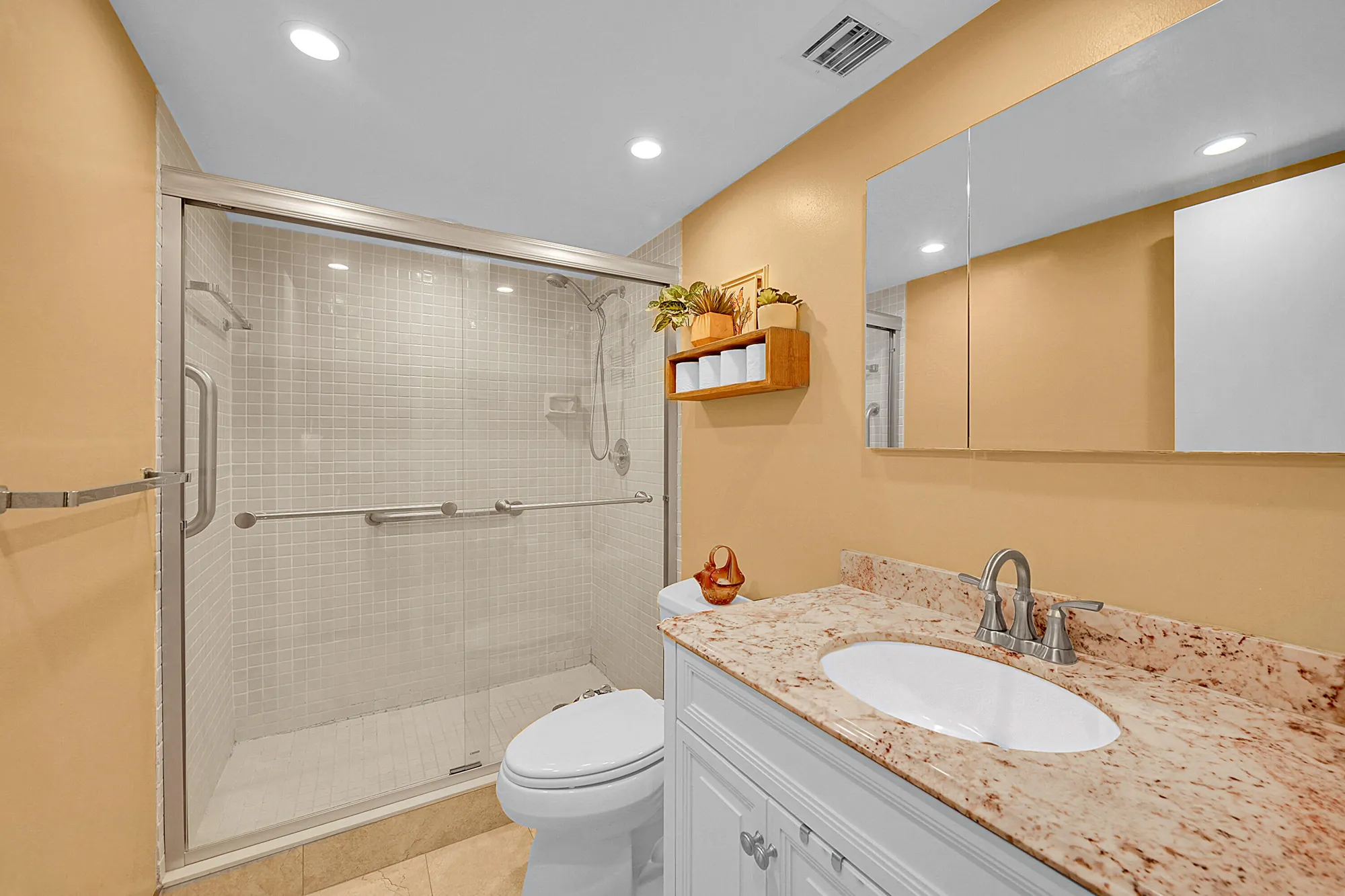 Property Slideshow image 21 of 45 | 15108 ashland dr apt 198, Delray Beach, FL, 33484