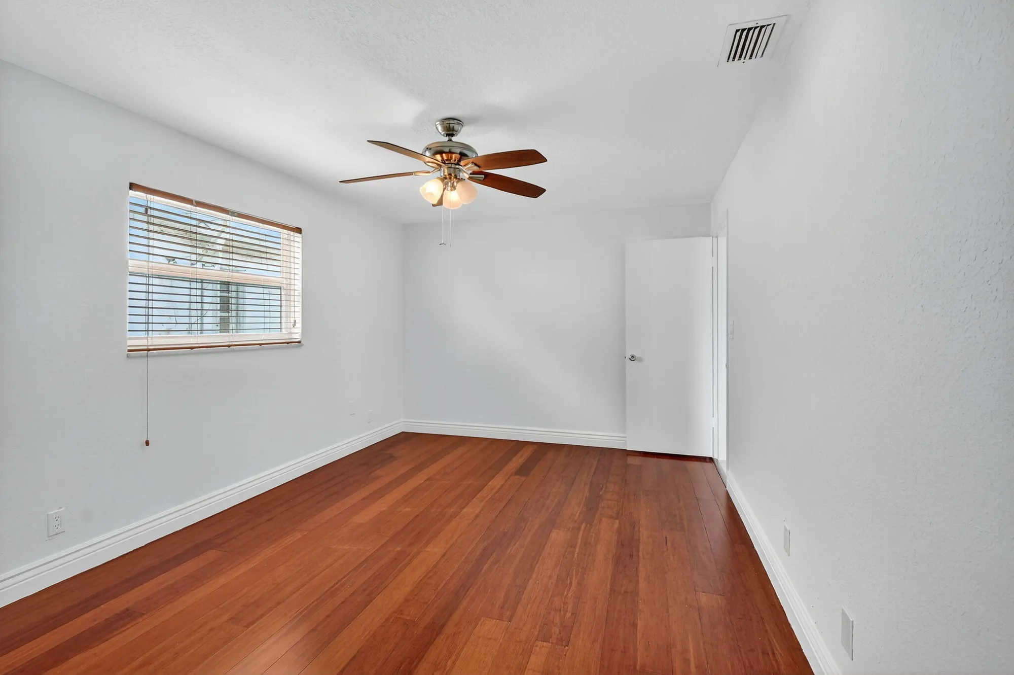 Property Slideshow image 30 of 74 | 1987 campanelli blvd, Boynton Beach, FL, 33426