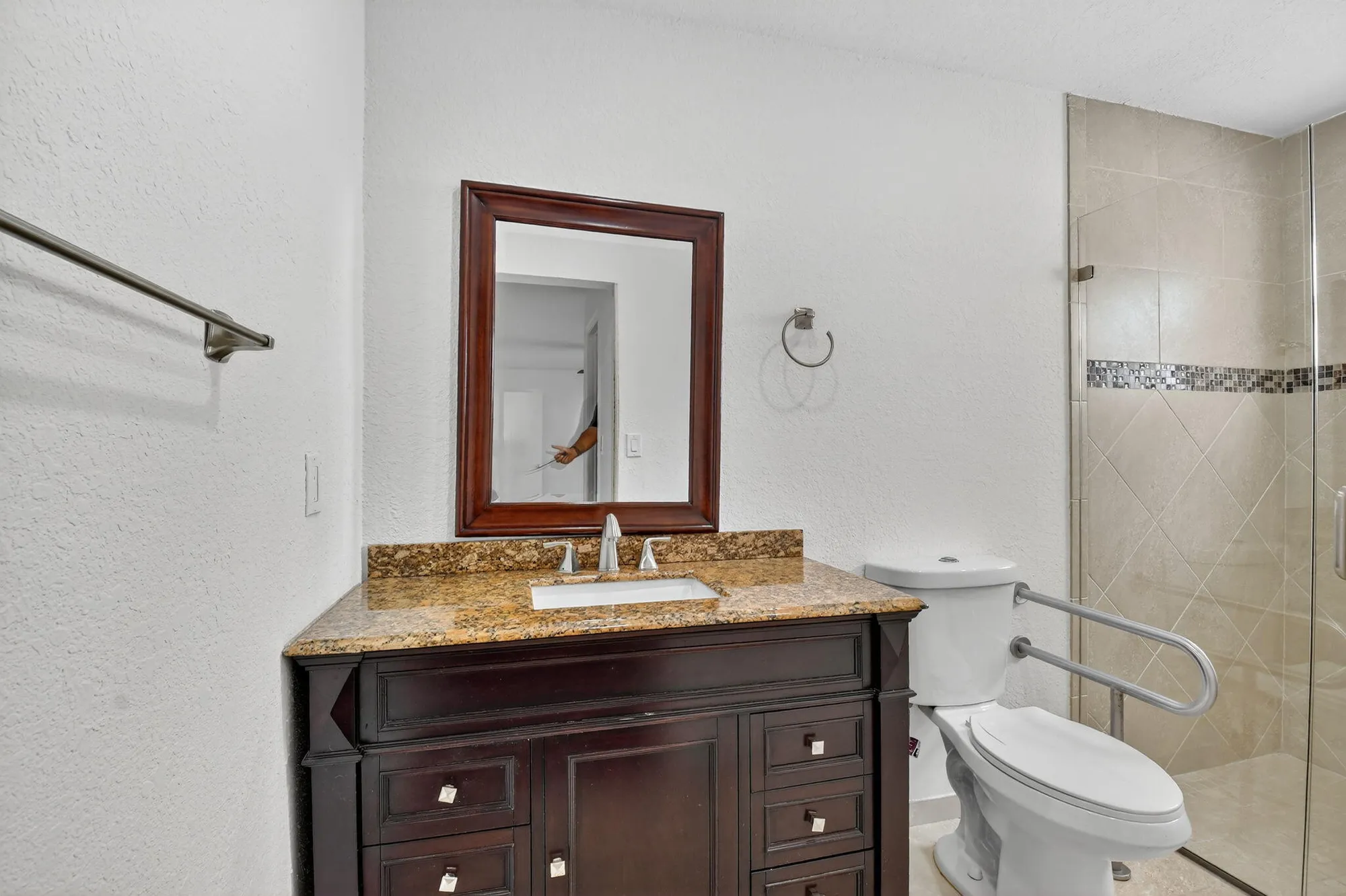 Property Slideshow image 32 of 74 | 1987 campanelli blvd, Boynton Beach, FL, 33426