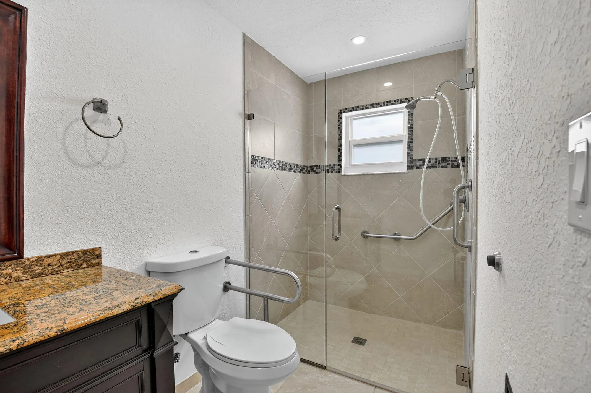 Property Slideshow image 33 of 74 | 1987 campanelli blvd, Boynton Beach, FL, 33426