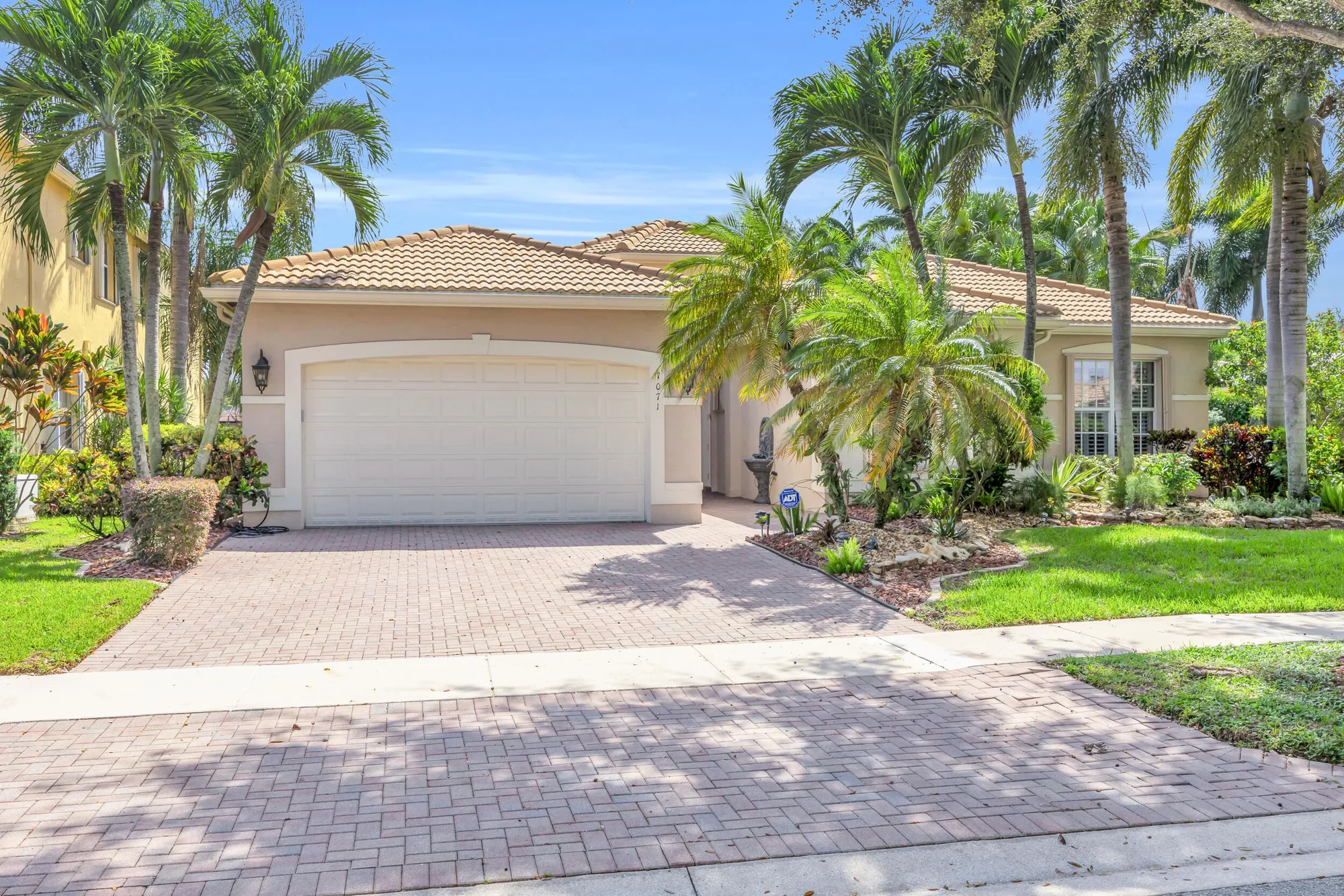 Property Slideshow image 4 of 61 | 7071 corning cir, Boynton Beach, FL, 33437