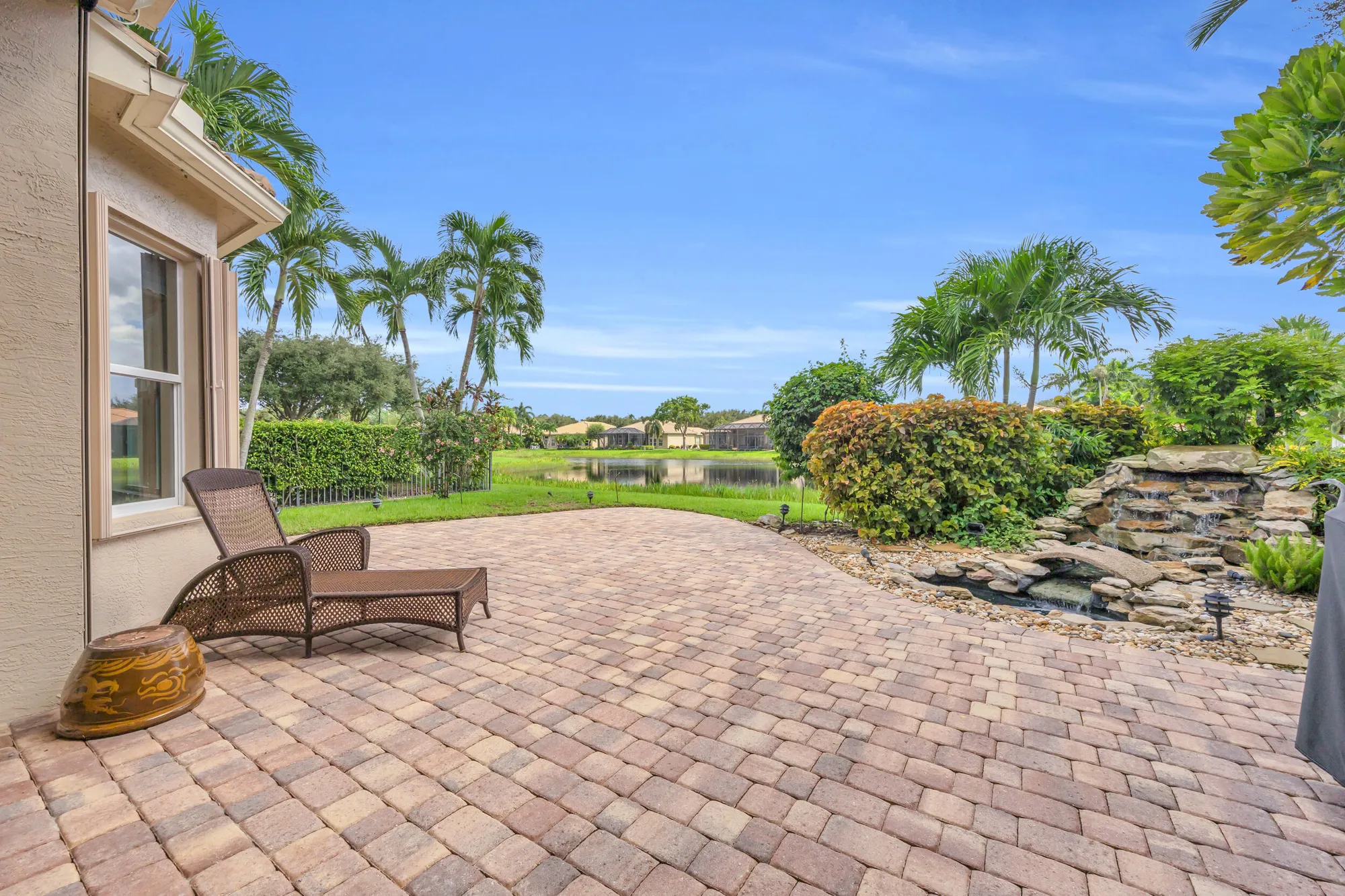 Property Slideshow image 47 of 61 | 7071 corning cir, Boynton Beach, FL, 33437