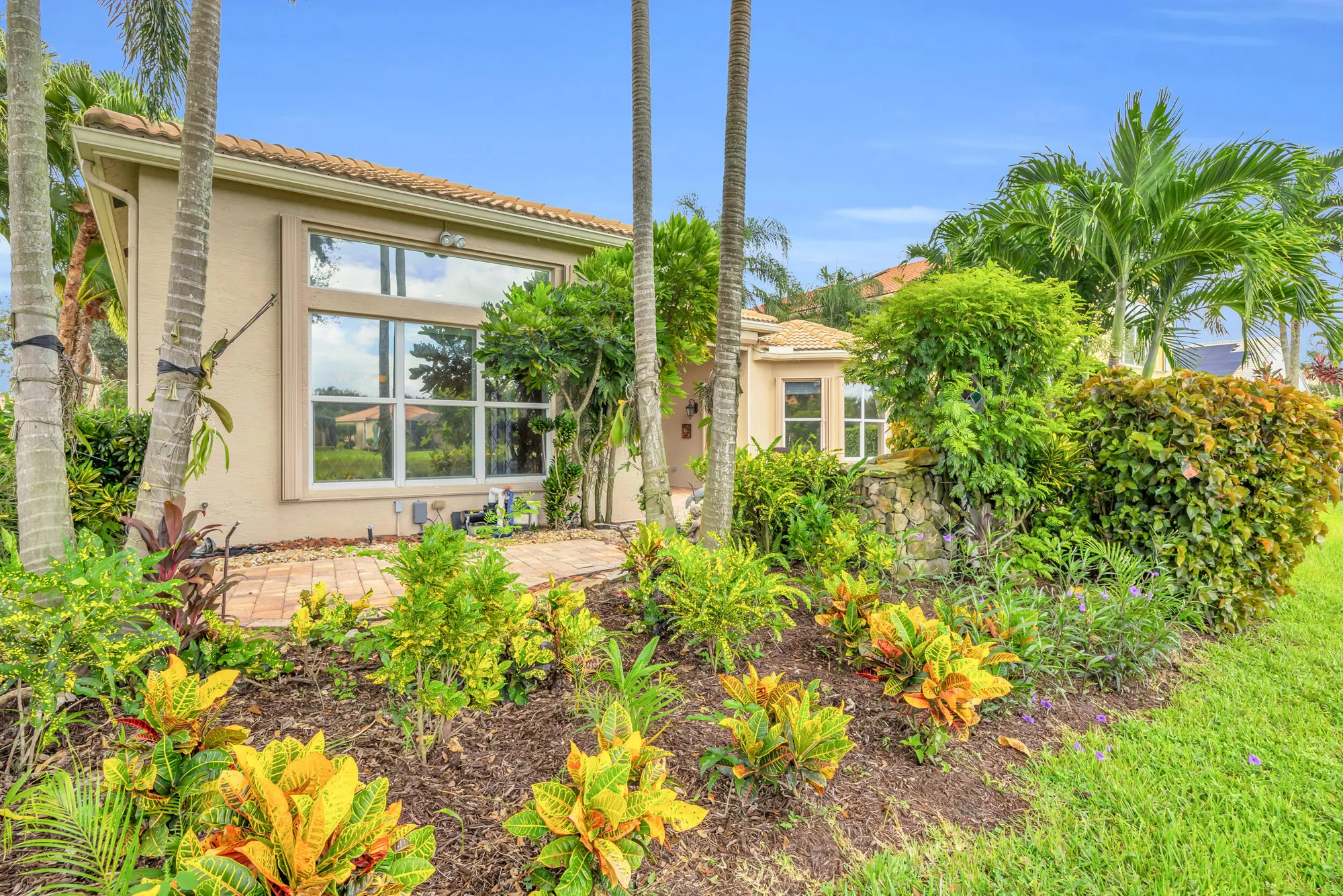 Property Slideshow image 49 of 61 | 7071 corning cir, Boynton Beach, FL, 33437