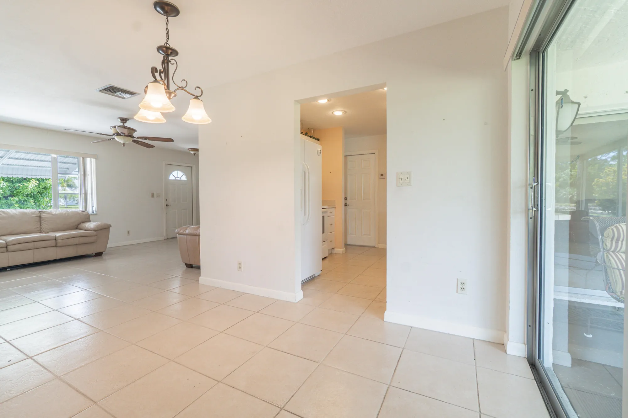 Property Slideshow image 10 of 37 | 1401 sw 17th ave, Boynton Beach, FL, 33426