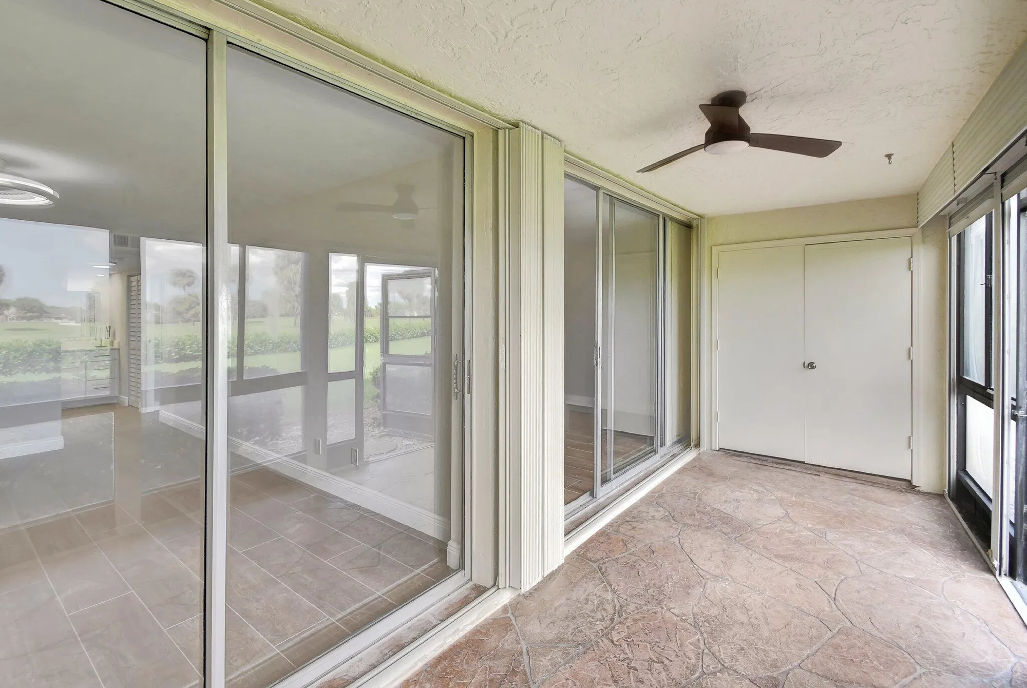 Property Slideshow image 31 of 42 | 23305 barwood ln 102, Boca Raton, FL, 33428
