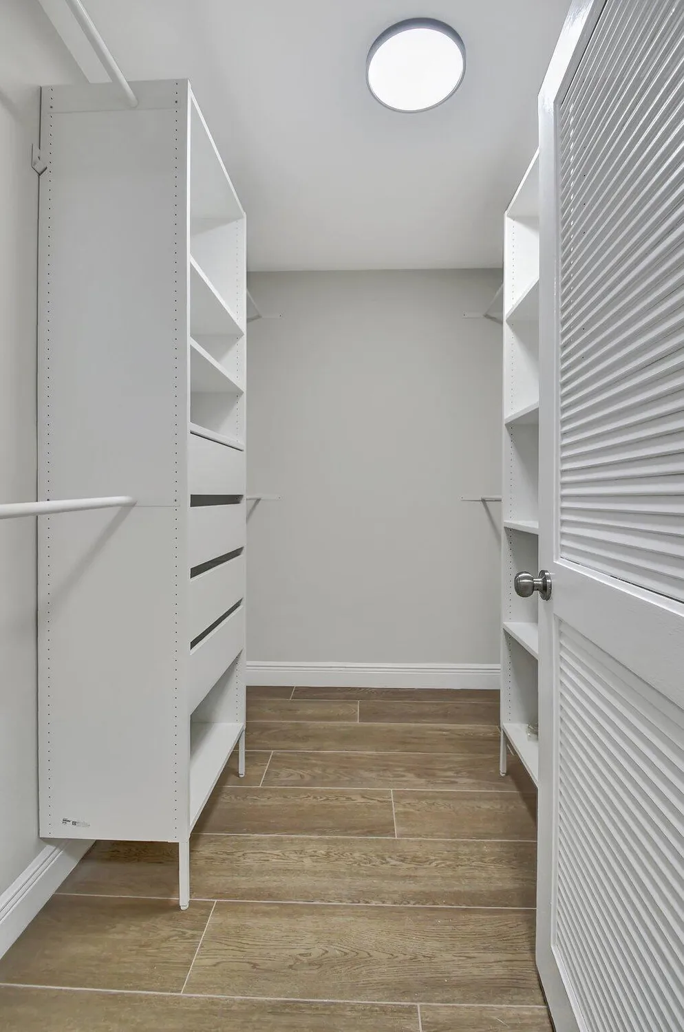 Property Slideshow image 18 of 42 | 23305 barwood ln 102, Boca Raton, FL, 33428