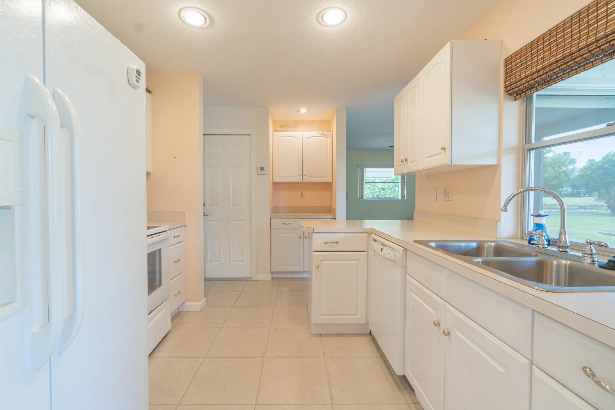 Property Slideshow image 8 of 37 | 1401 sw 17th ave, Boynton Beach, FL, 33426