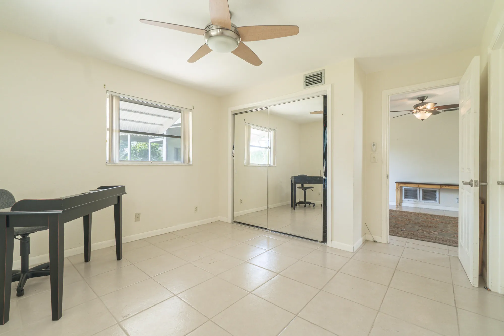 Property Slideshow image 19 of 37 | 1401 sw 17th ave, Boynton Beach, FL, 33426