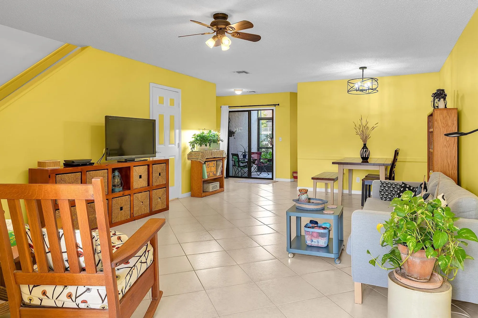 Property Slideshow image 5 of 36 | 3083 lucerne park dr, Greenacres, FL, 33467