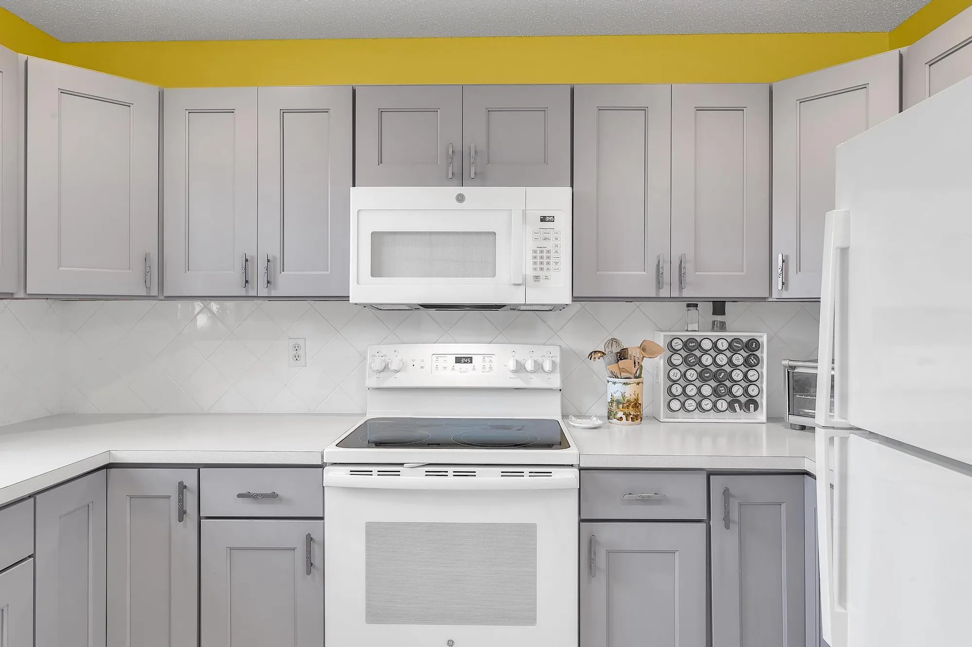 Property Slideshow image 16 of 36 | 3083 lucerne park dr, Greenacres, FL, 33467