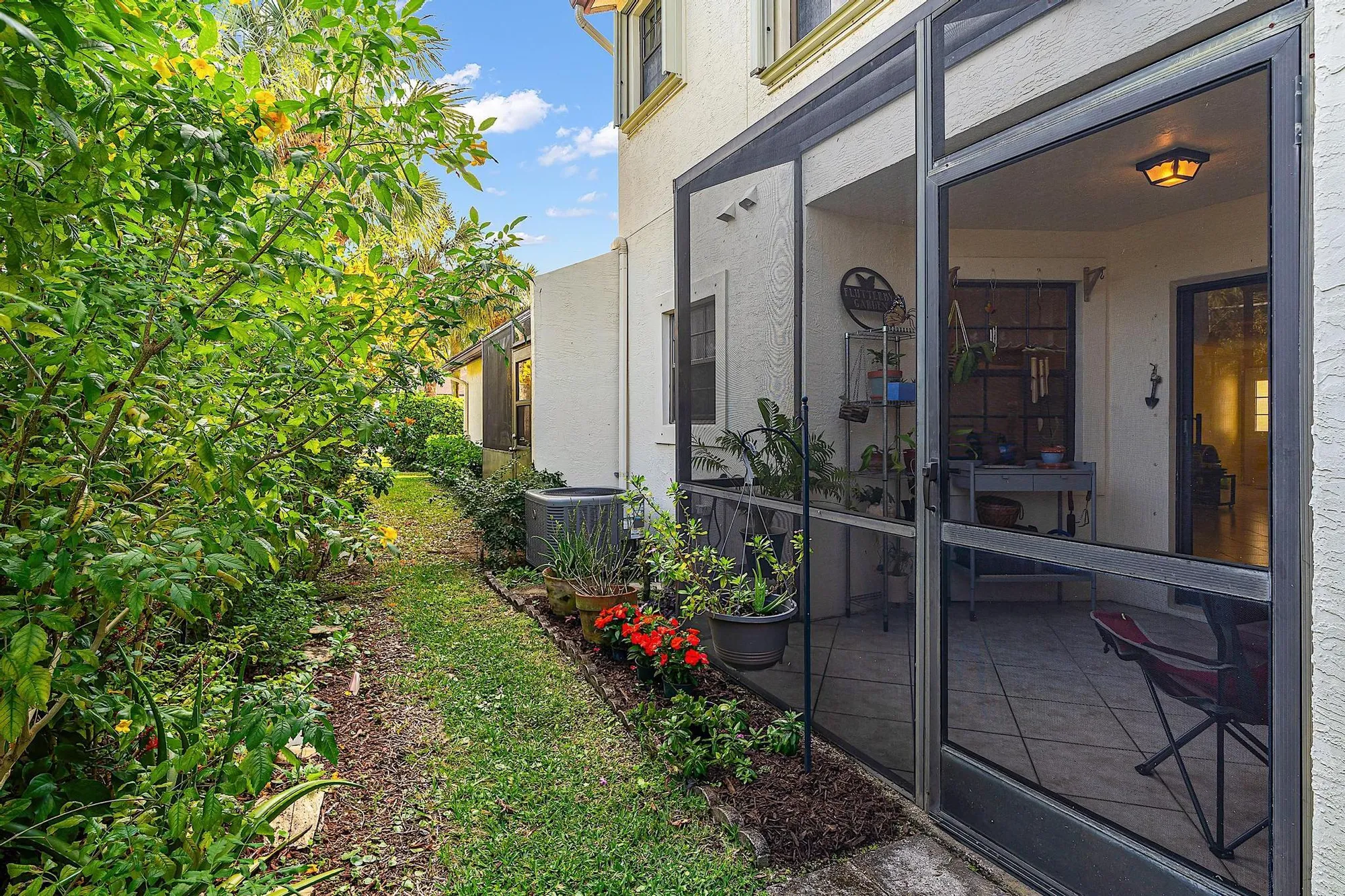 Property Slideshow image 30 of 36 | 3083 lucerne park dr, Greenacres, FL, 33467