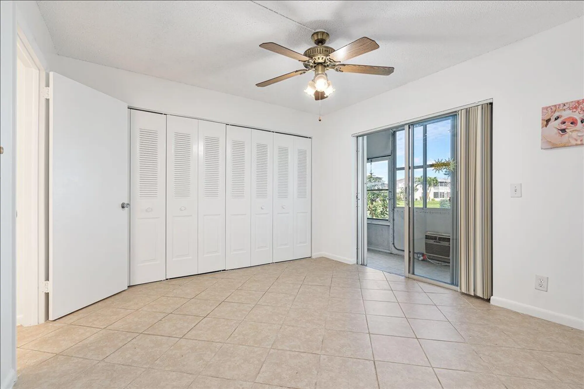 Property Slideshow image 8 of 13 | 98 cambridge e unit e, West Palm Beach, FL, 33417