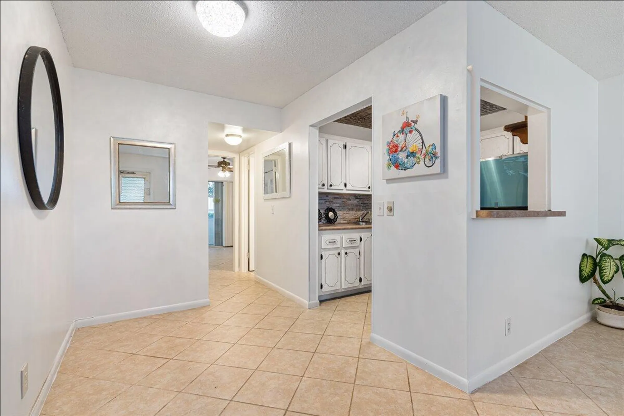 Property Slideshow image 3 of 13 | 98 cambridge e unit e, West Palm Beach, FL, 33417