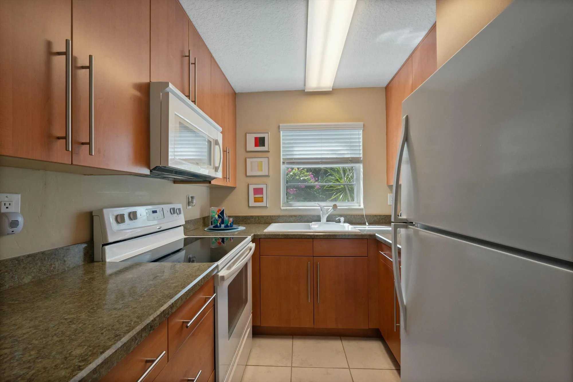 Property Slideshow image 12 of 38 | 216 andover i, West Palm Beach, FL, 33417
