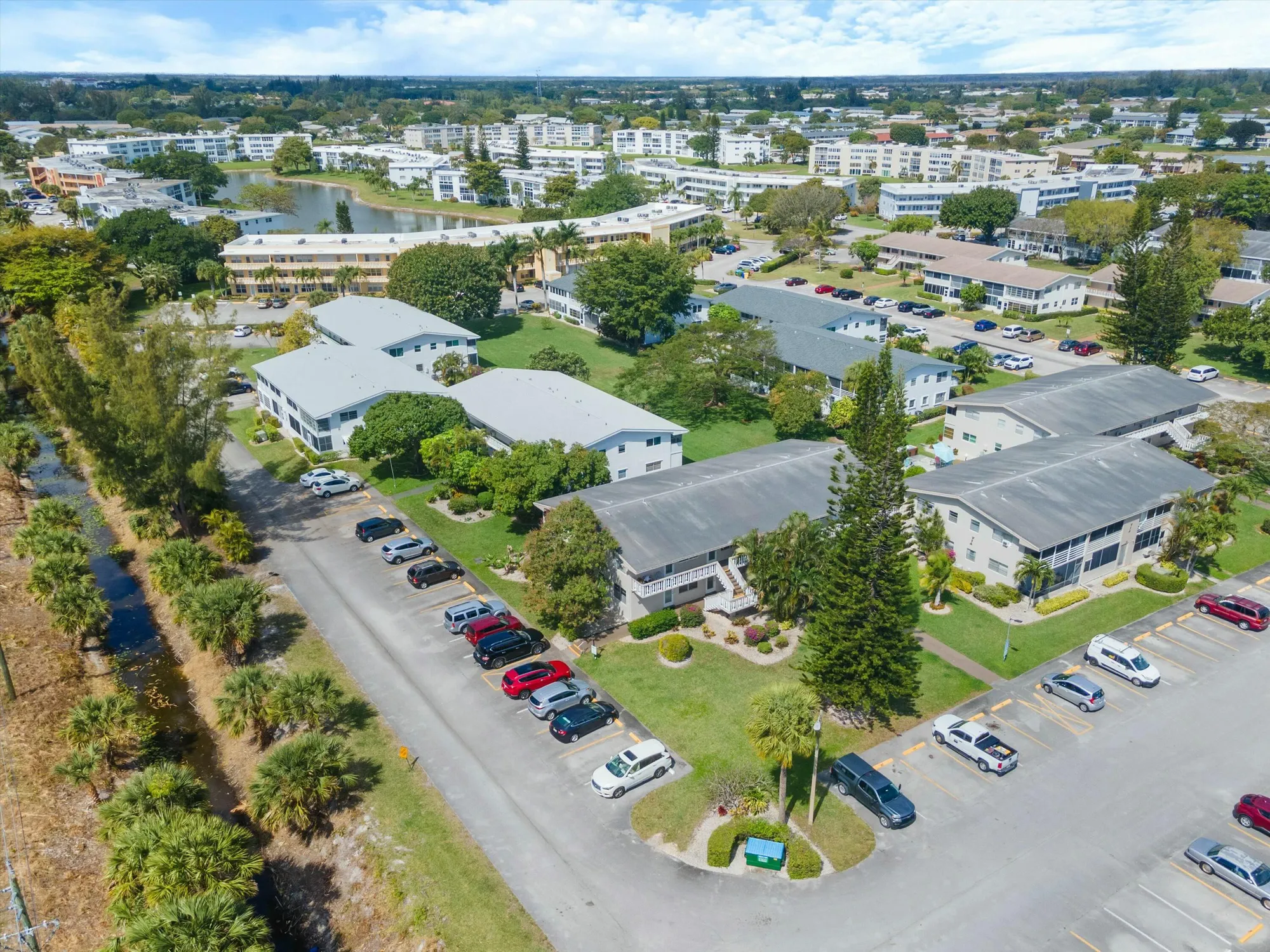 Property Slideshow image 27 of 38 | 216 andover i, West Palm Beach, FL, 33417