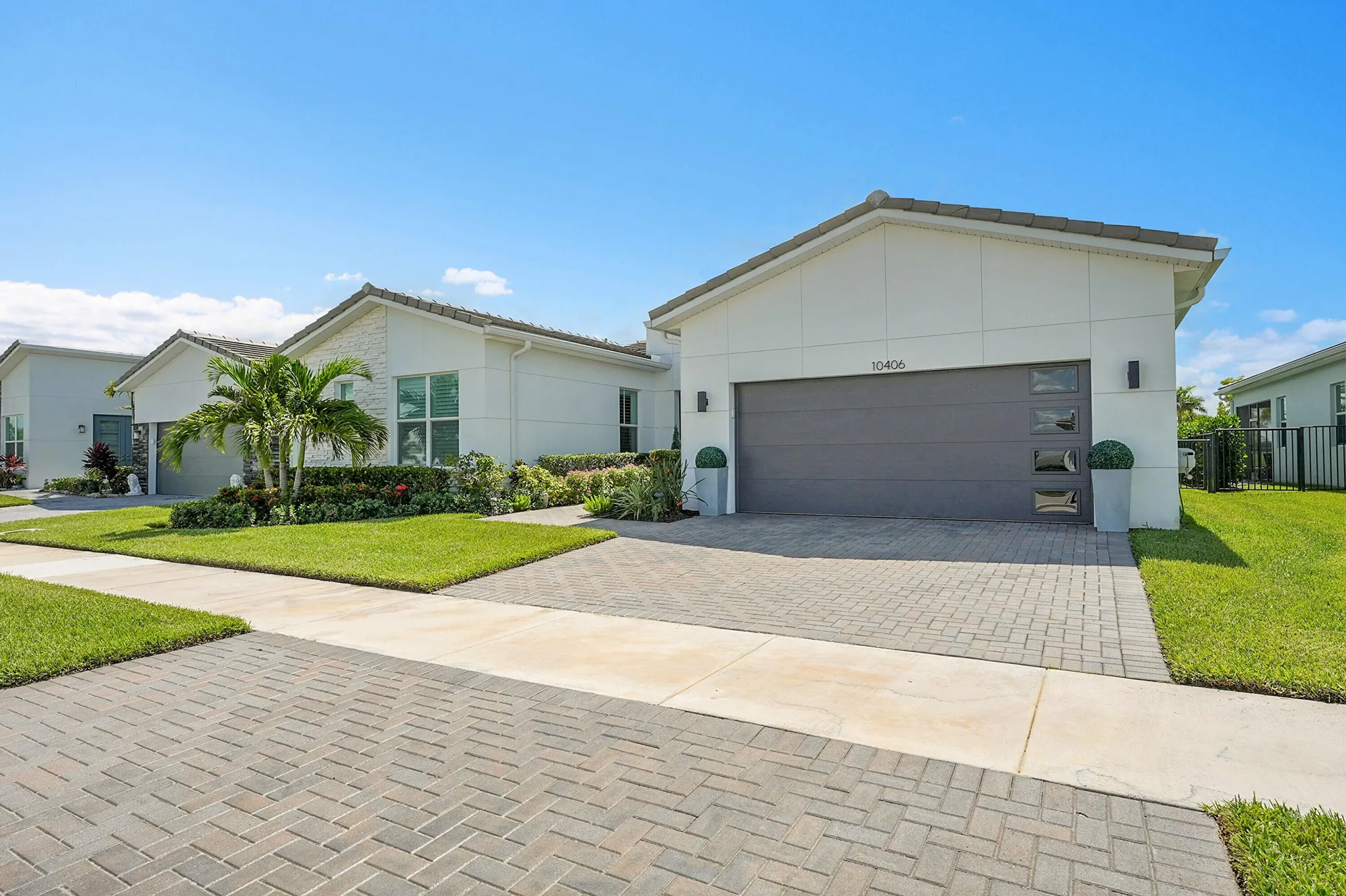 Property Slideshow image 2 of 40 | 10406 sw aquila way, Port Saint Lucie, FL, 34987