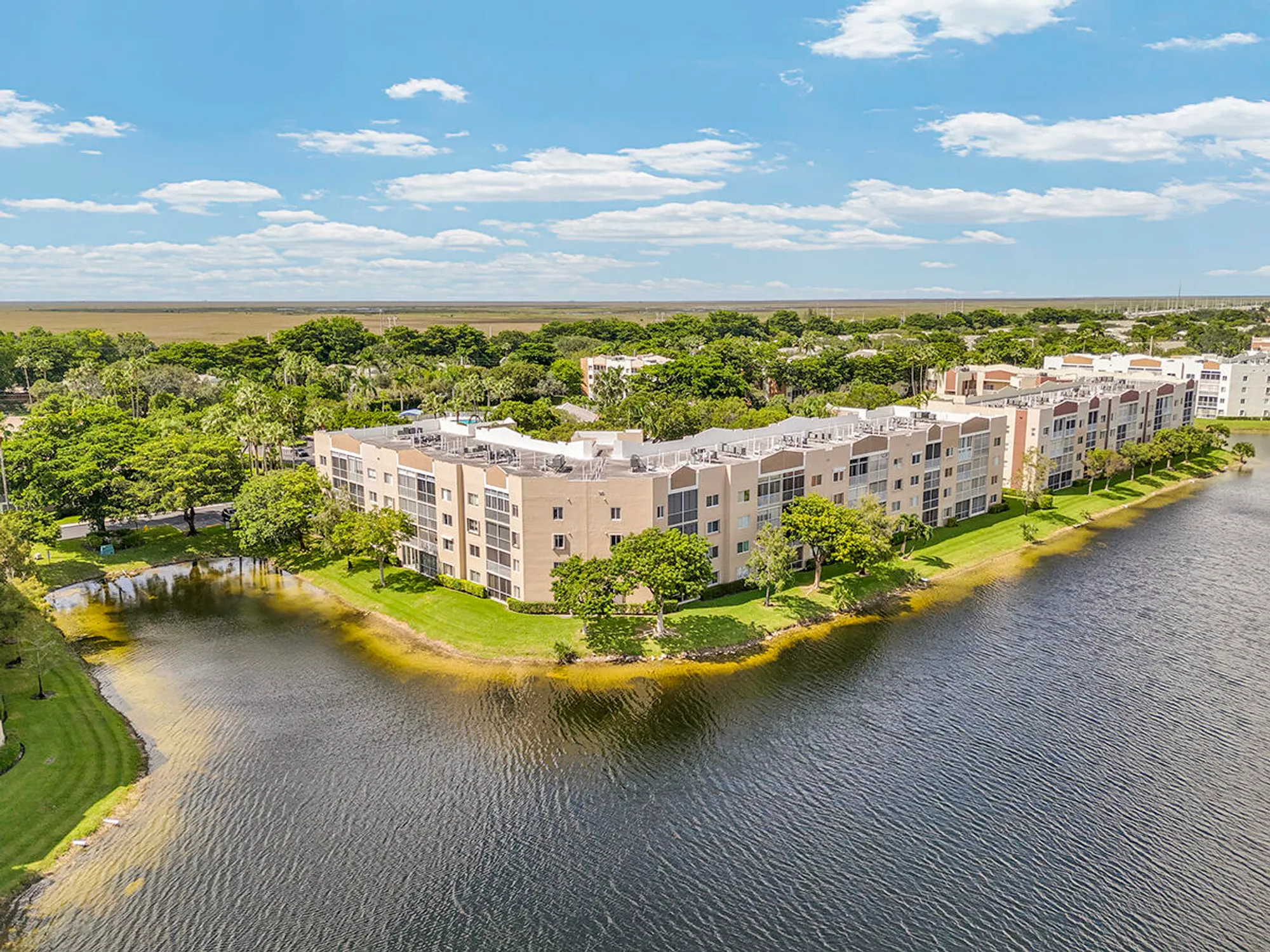 Property Slideshow image 34 of 39 | 7562 trent dr 306, Tamarac, FL, 33321