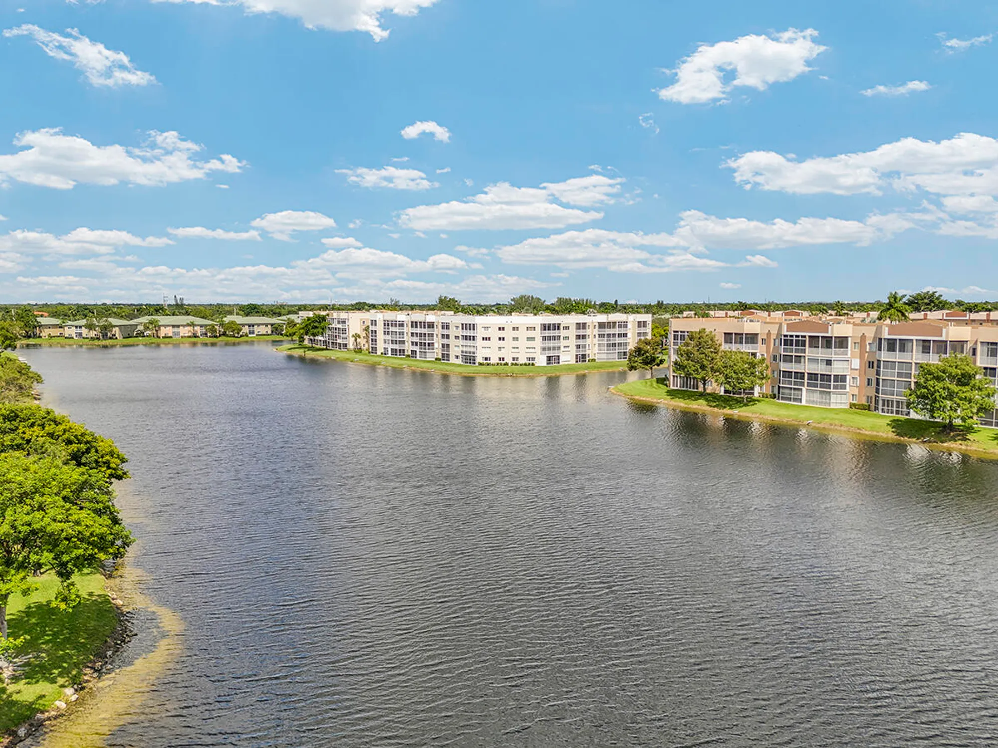 Property Slideshow image 35 of 39 | 7562 trent dr 306, Tamarac, FL, 33321