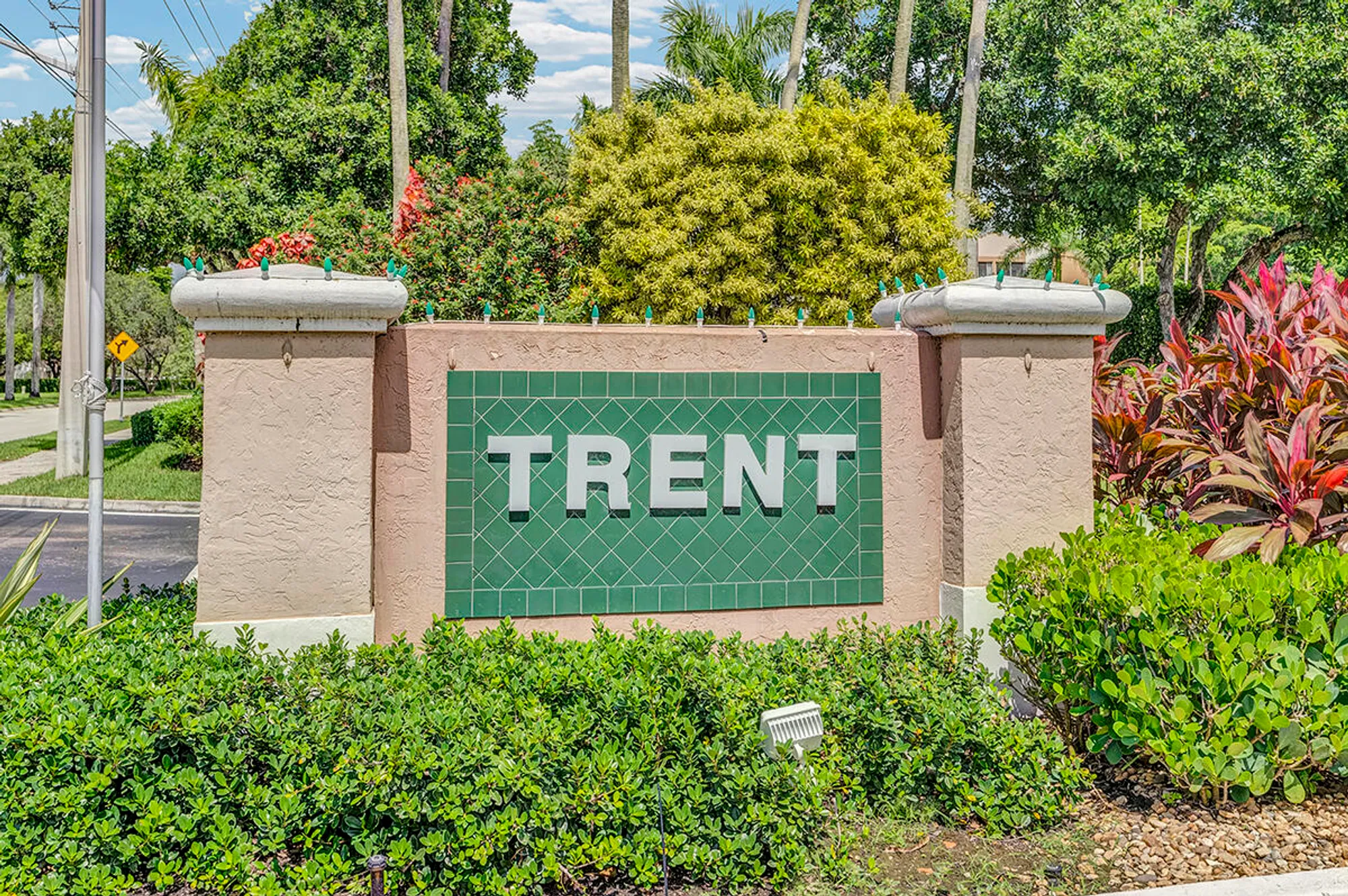 Property Slideshow image 33 of 39 | 7562 trent dr 306, Tamarac, FL, 33321