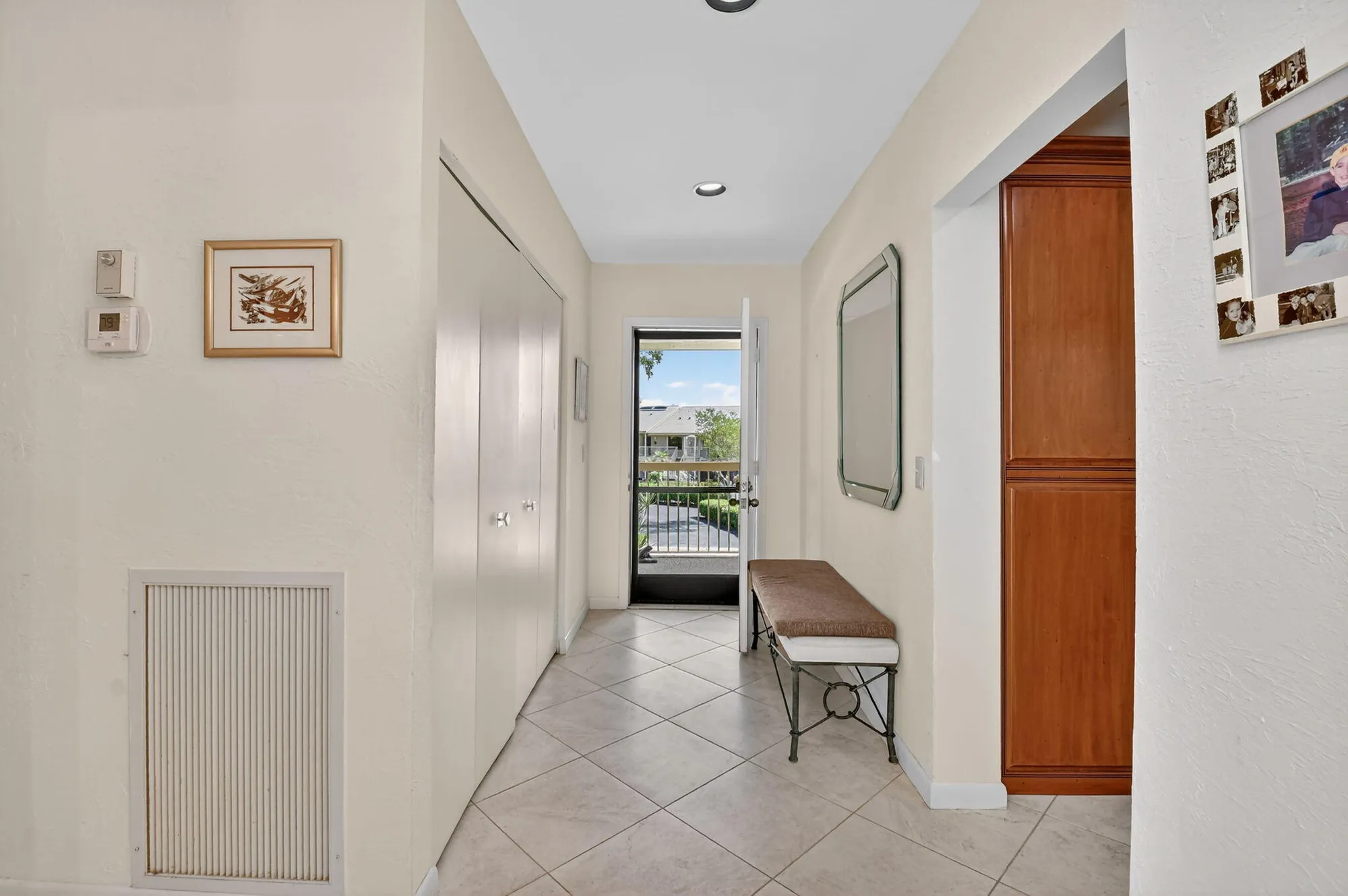 Property Slideshow image 5 of 59 | 4 eastgate dr b, Boynton Beach, FL, 33436