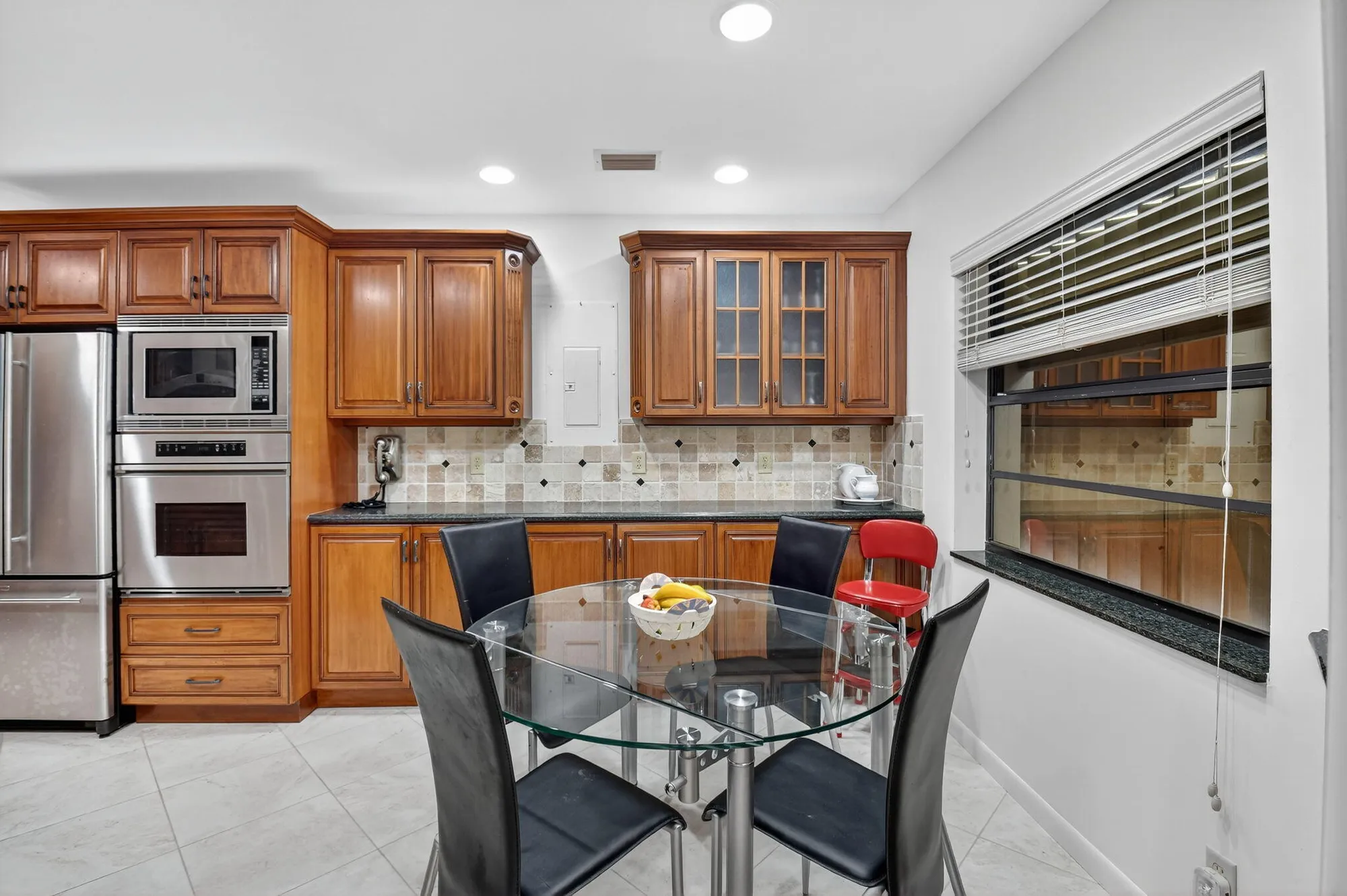 Property Slideshow image 14 of 59 | 4 eastgate dr b, Boynton Beach, FL, 33436