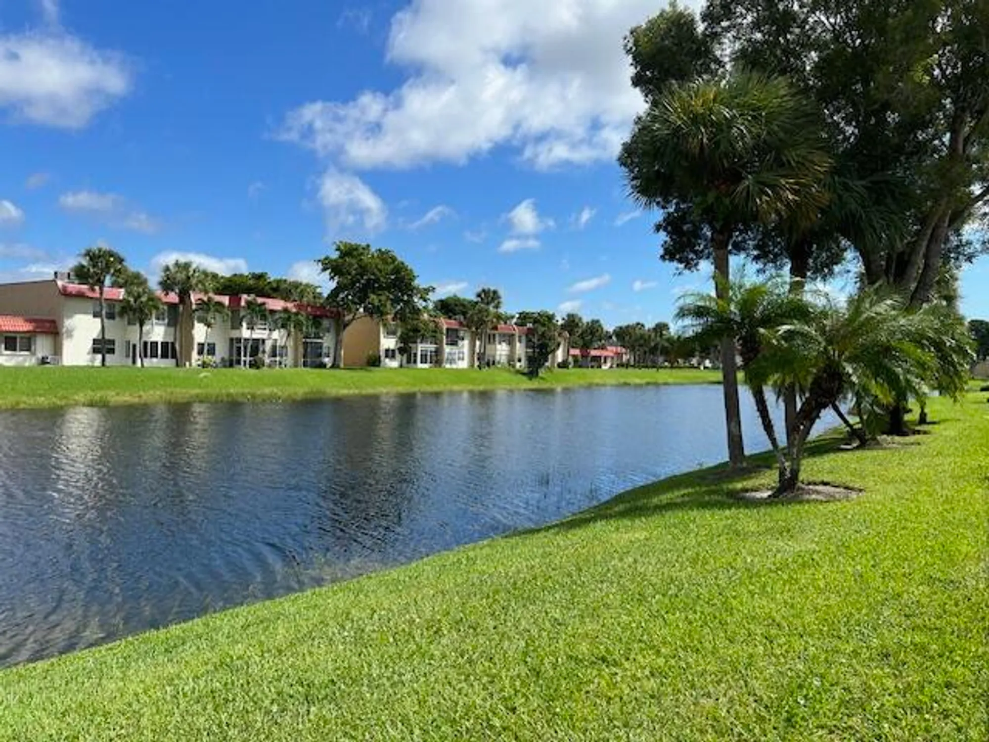 Property Slideshow image 24 of 41 | 131 lake gloria dr, West Palm Beach, FL, 33411