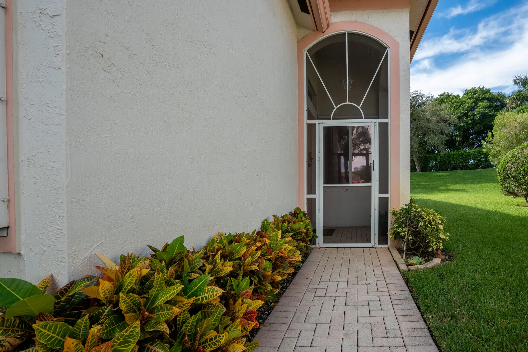 Property Slideshow image 30 of 41 | 9160 bay point cir, West Palm Beach, FL, 33411
