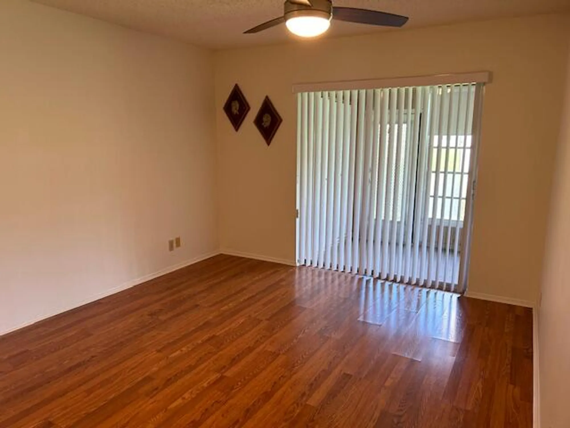 Property Slideshow image 16 of 41 | 131 lake gloria dr, West Palm Beach, FL, 33411