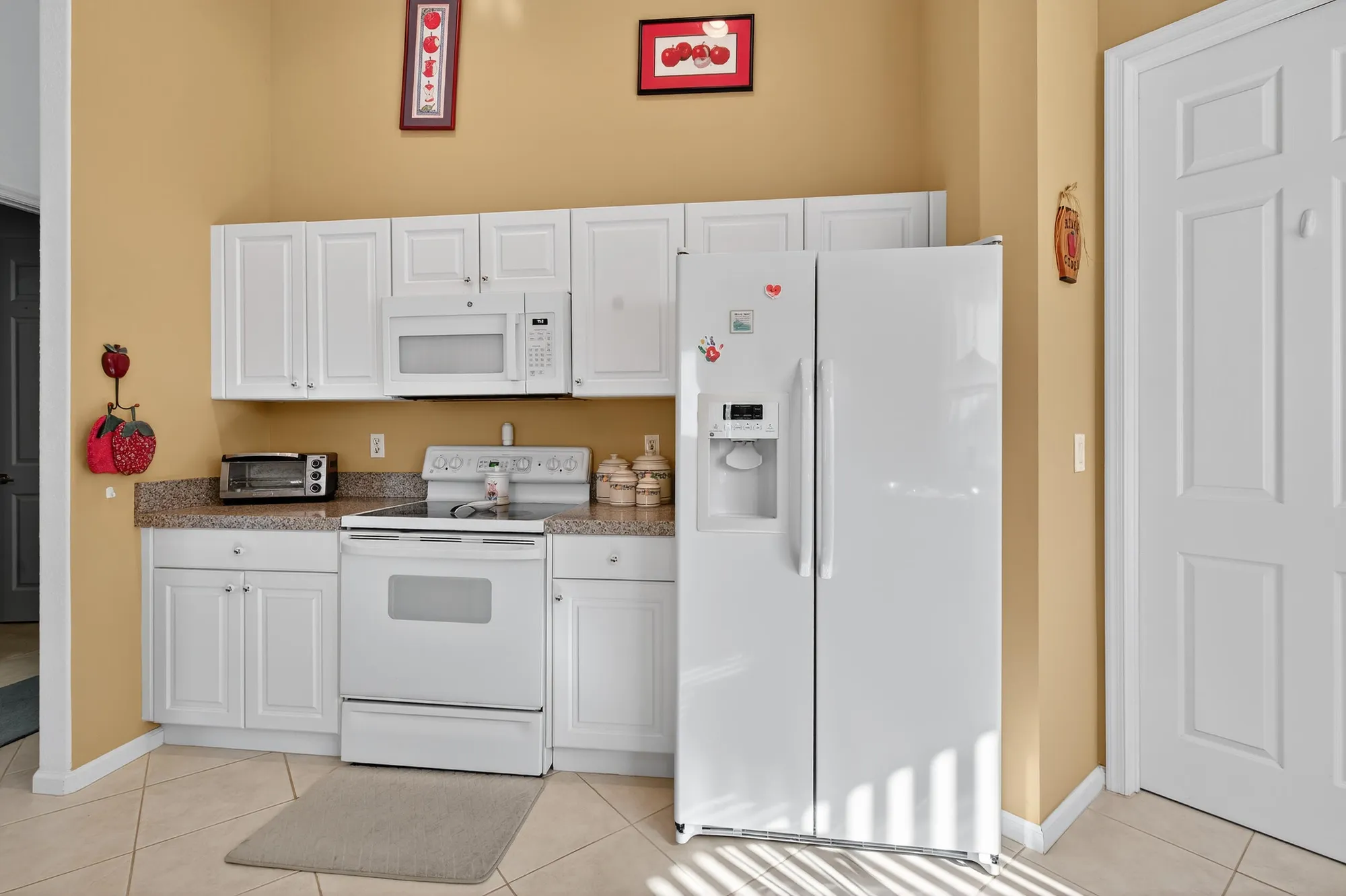 Property Slideshow image 5 of 41 | 9160 bay point cir, West Palm Beach, FL, 33411