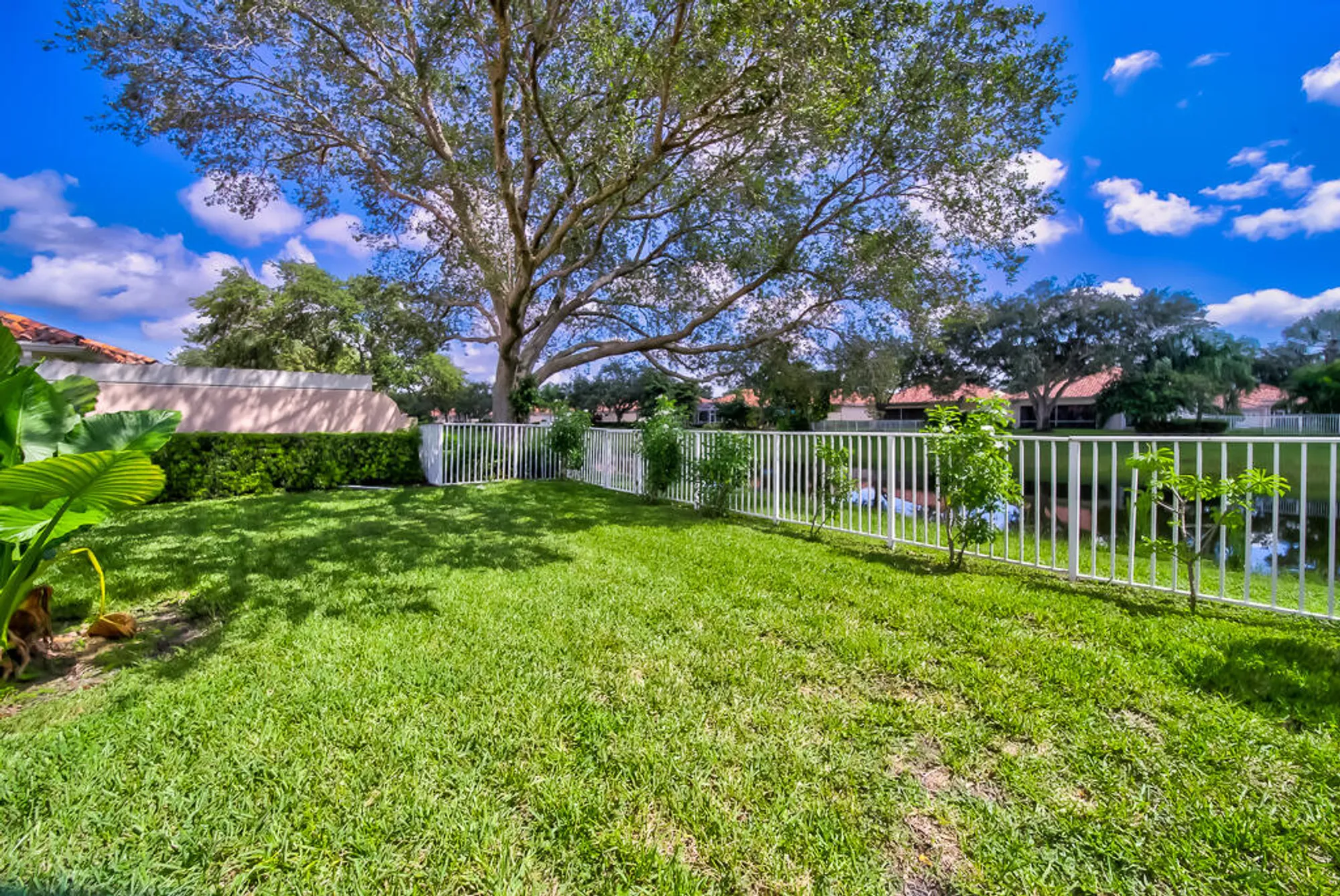 Property Slideshow image 22 of 45 | 2708 livingston ln, West Palm Beach, FL, 33411