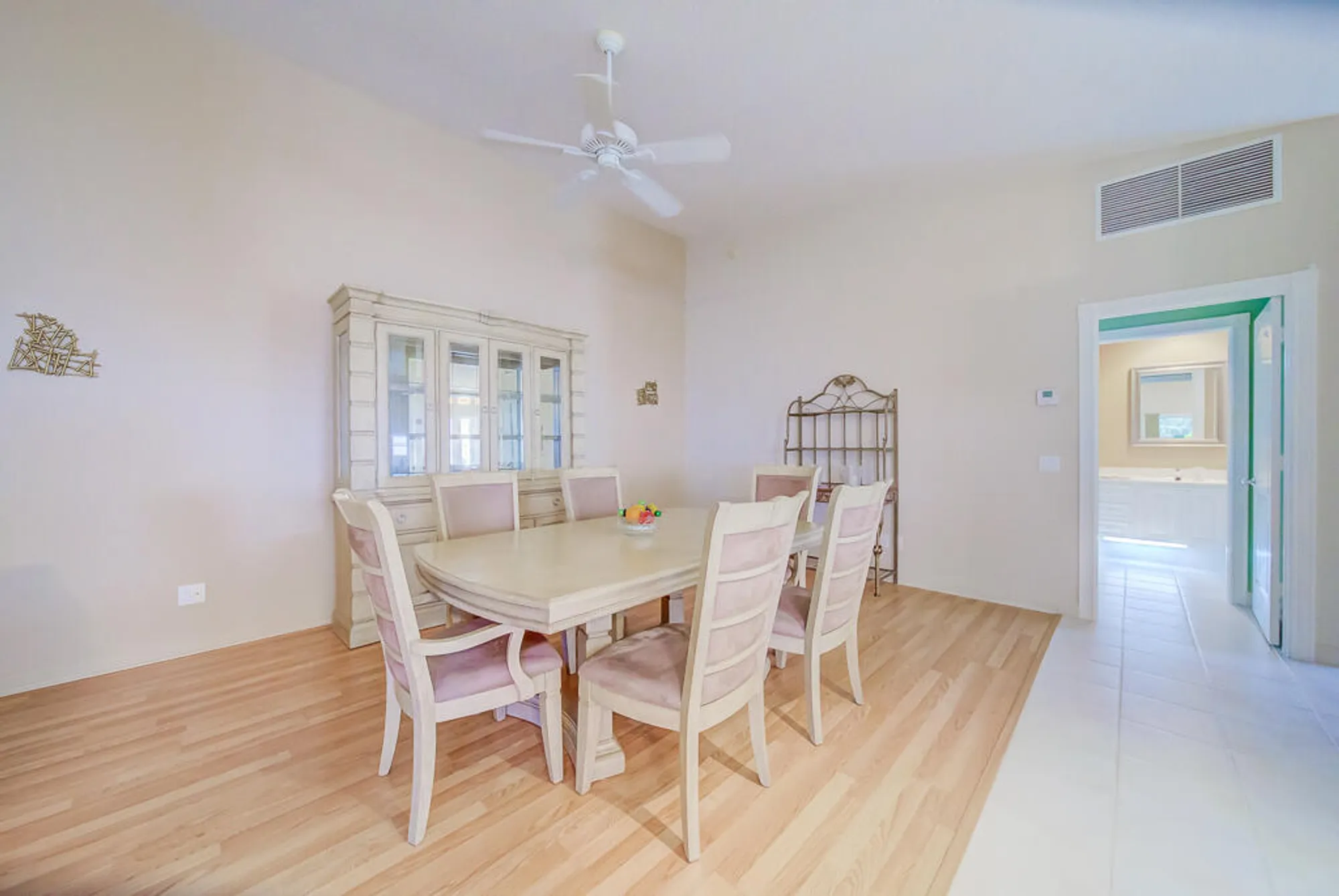 Property Slideshow image 10 of 45 | 2708 livingston ln, West Palm Beach, FL, 33411