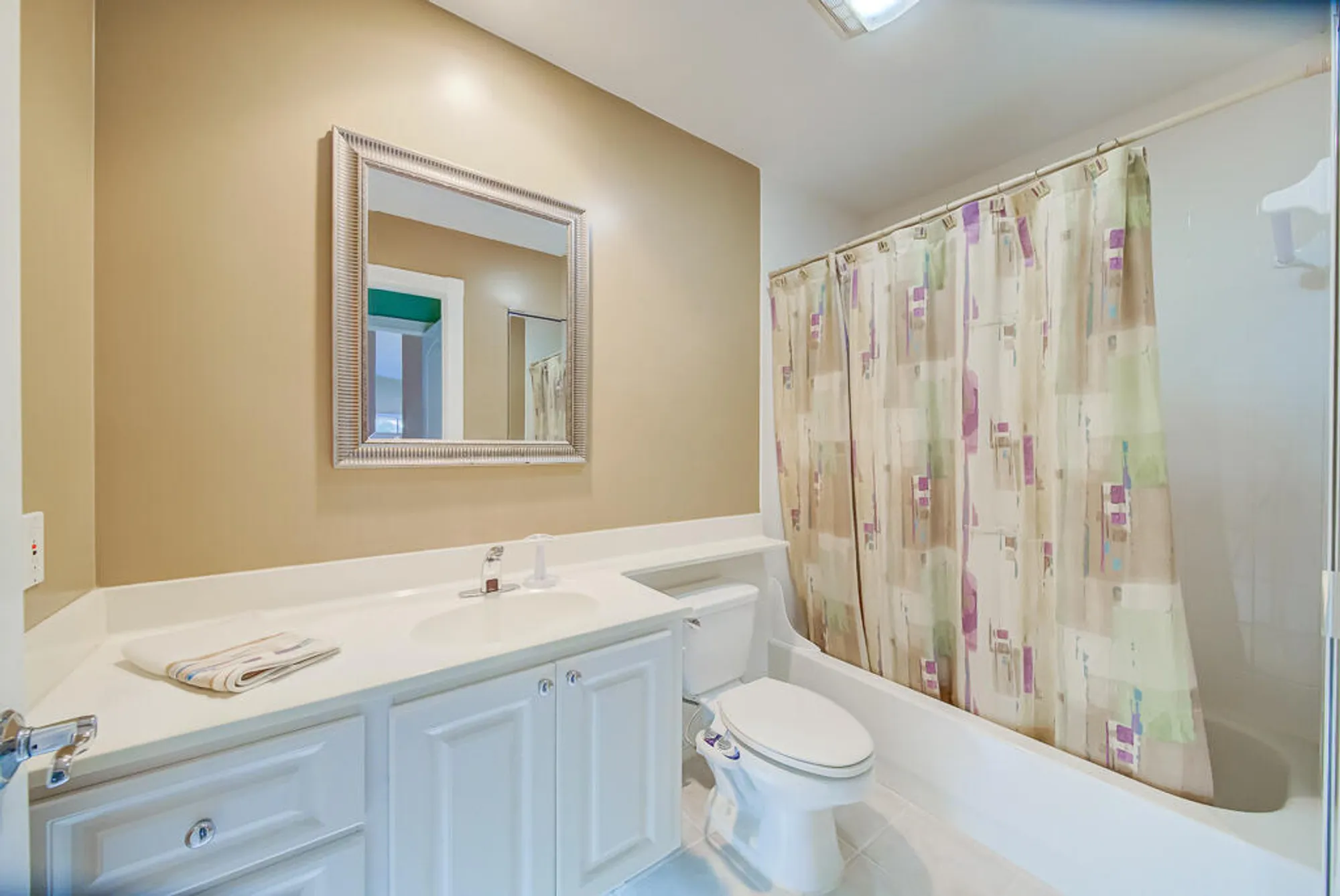 Property Slideshow image 20 of 45 | 2708 livingston ln, West Palm Beach, FL, 33411