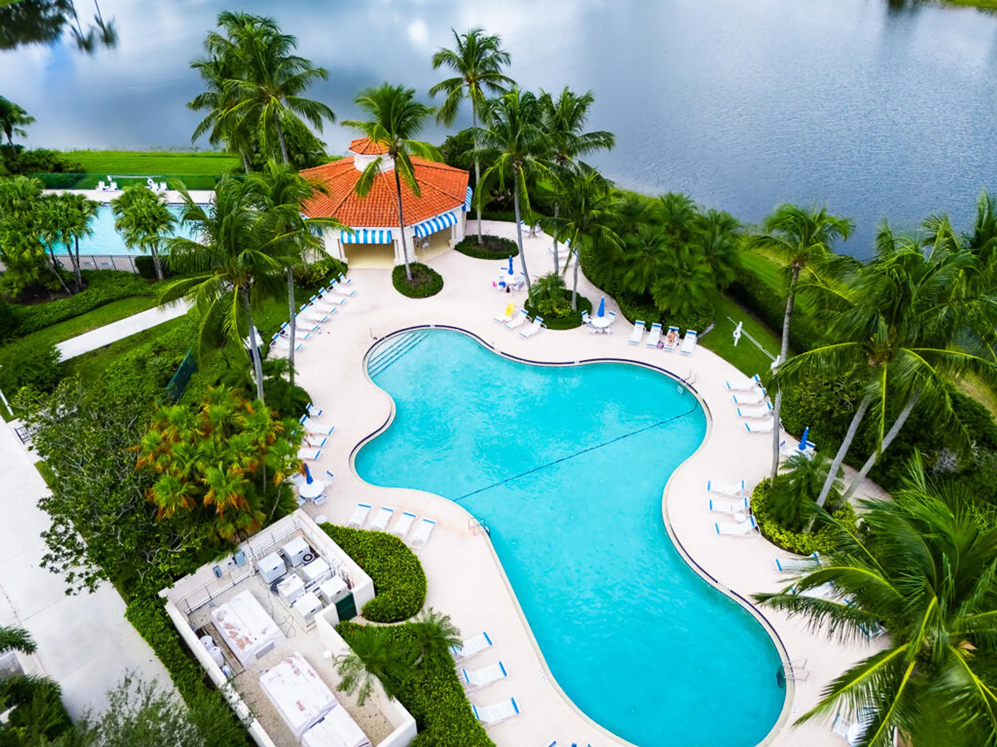 Property Slideshow image 34 of 45 | 2708 livingston ln, West Palm Beach, FL, 33411