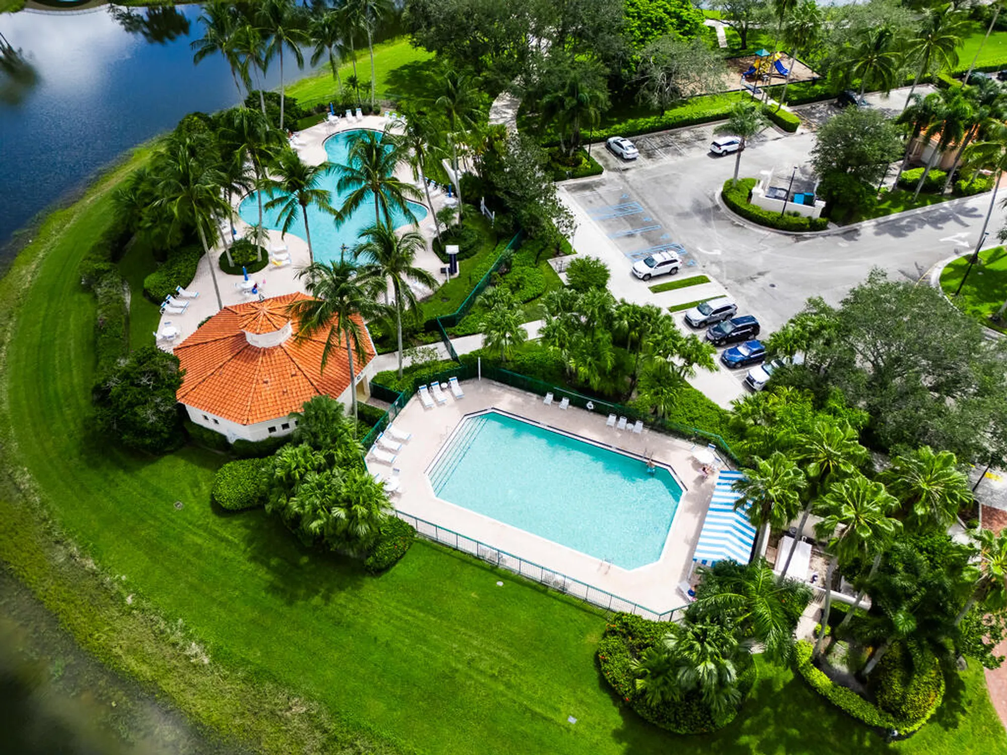 Property Slideshow image 35 of 45 | 2708 livingston ln, West Palm Beach, FL, 33411