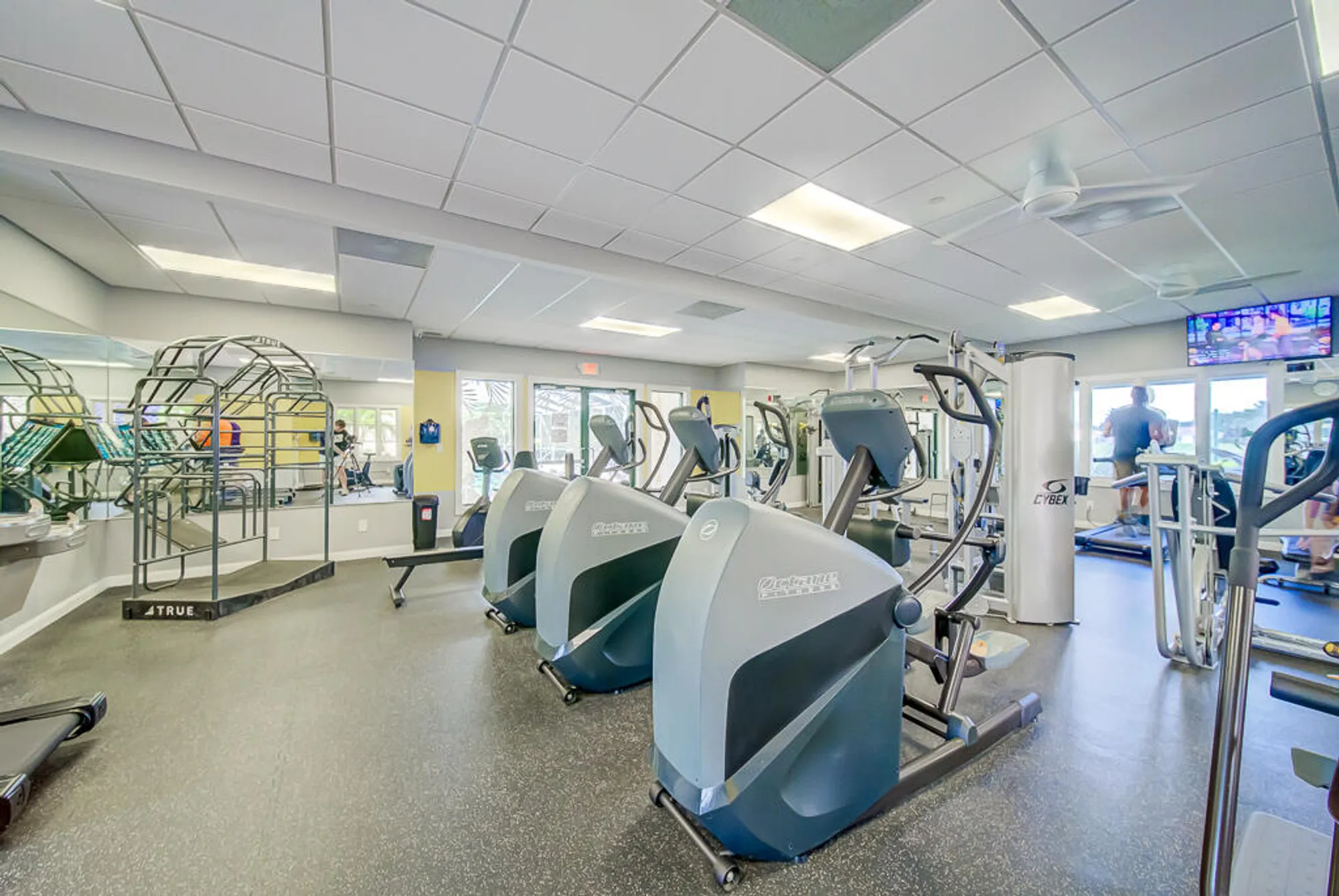 Property Slideshow image 39 of 45 | 2708 livingston ln, West Palm Beach, FL, 33411