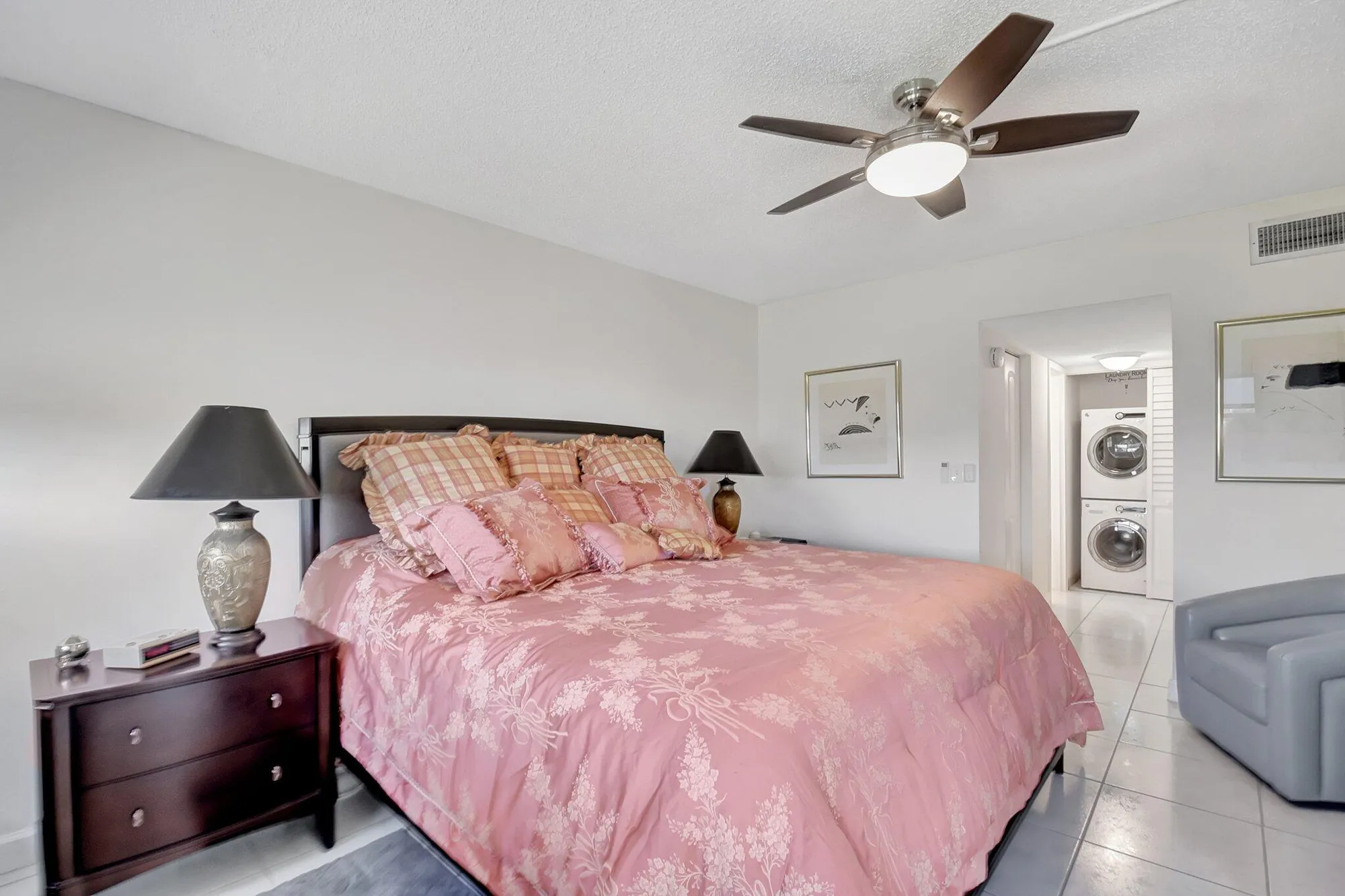 Property Slideshow image 19 of 33 | 3661 via poinciana 510, Lake Worth, FL, 33467