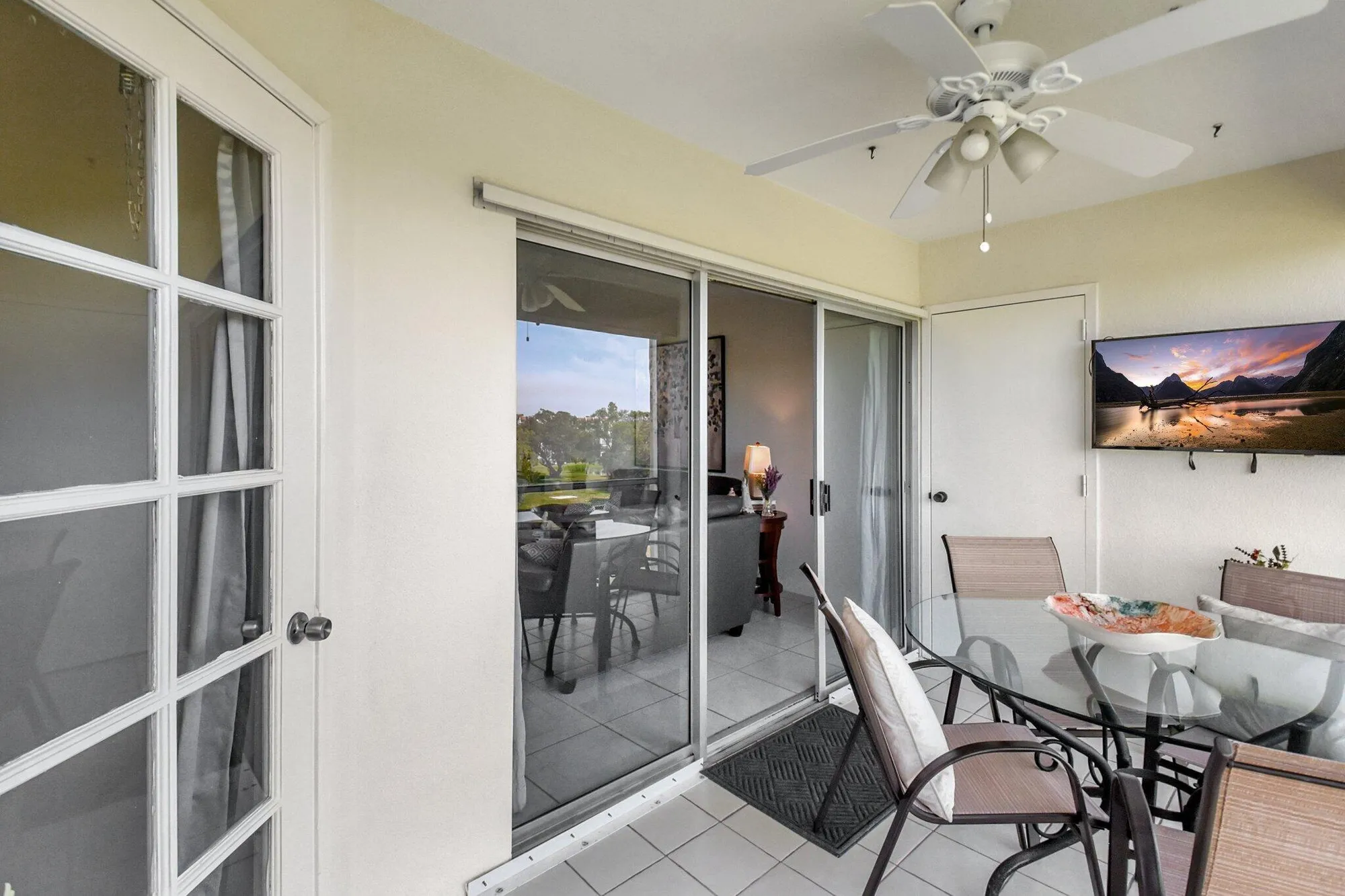 Property Slideshow image 25 of 33 | 3661 via poinciana 510, Lake Worth, FL, 33467