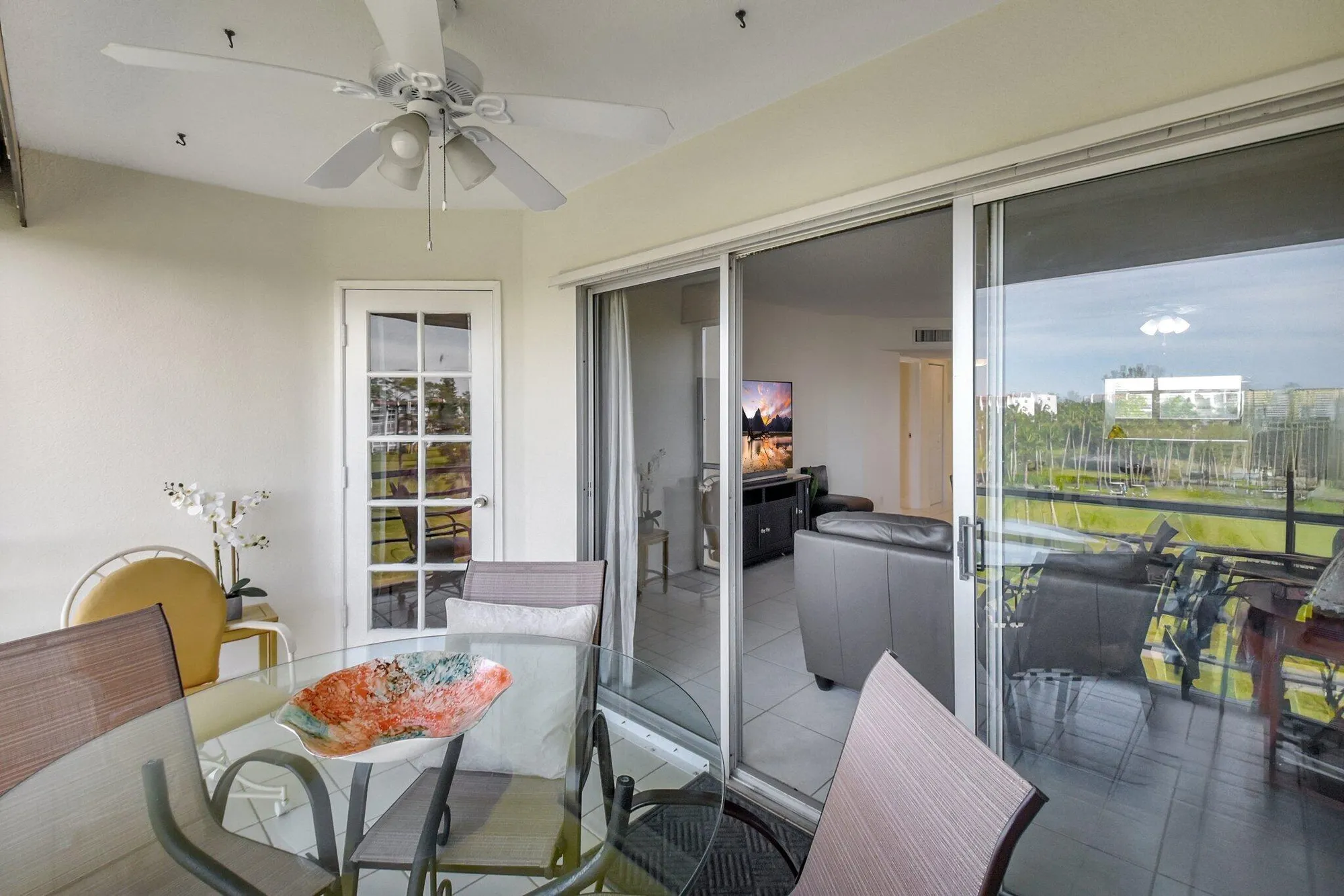 Property Slideshow image 24 of 33 | 3661 via poinciana 510, Lake Worth, FL, 33467