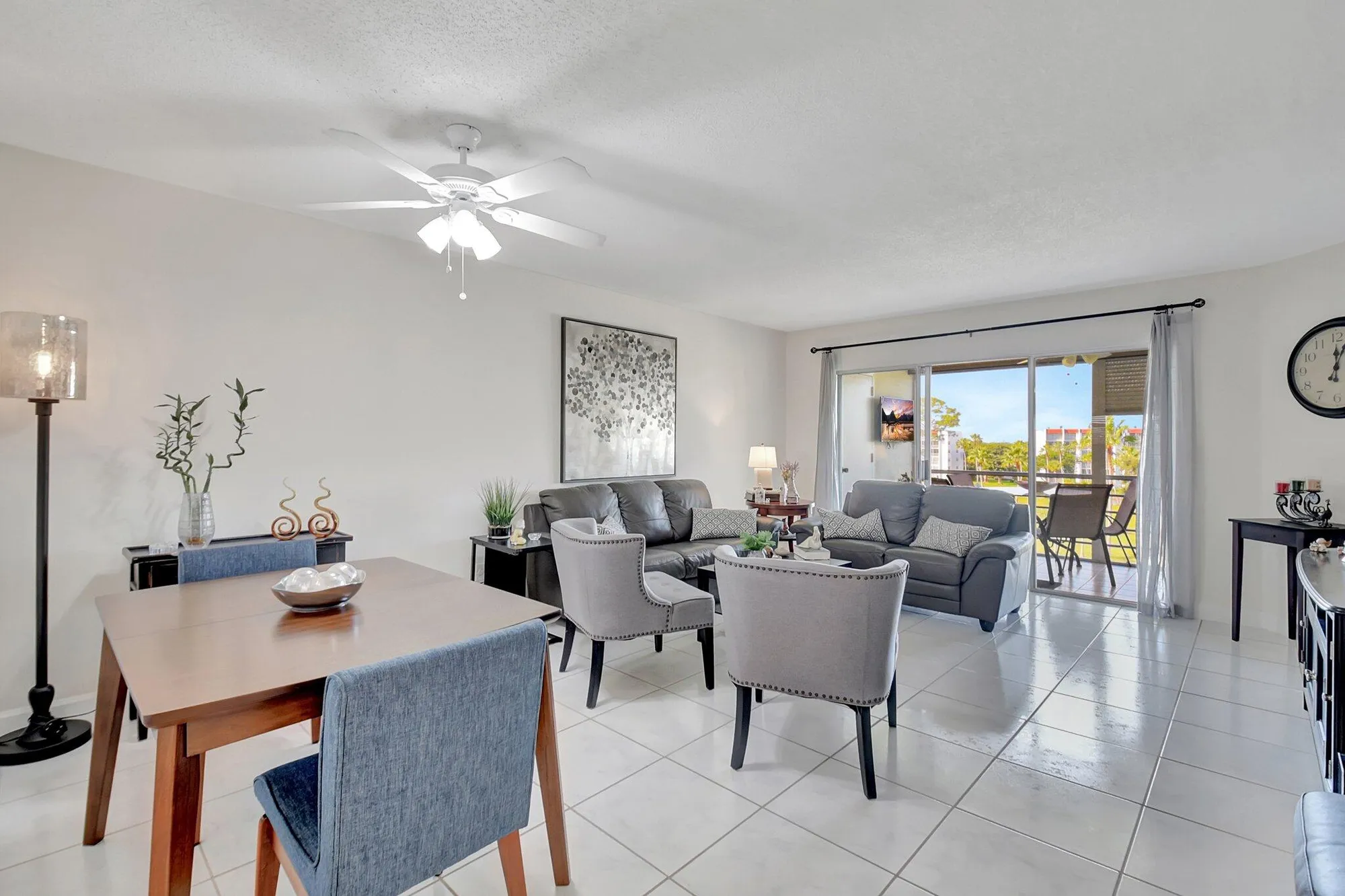 Property Slideshow image 6 of 33 | 3661 via poinciana 510, Lake Worth, FL, 33467