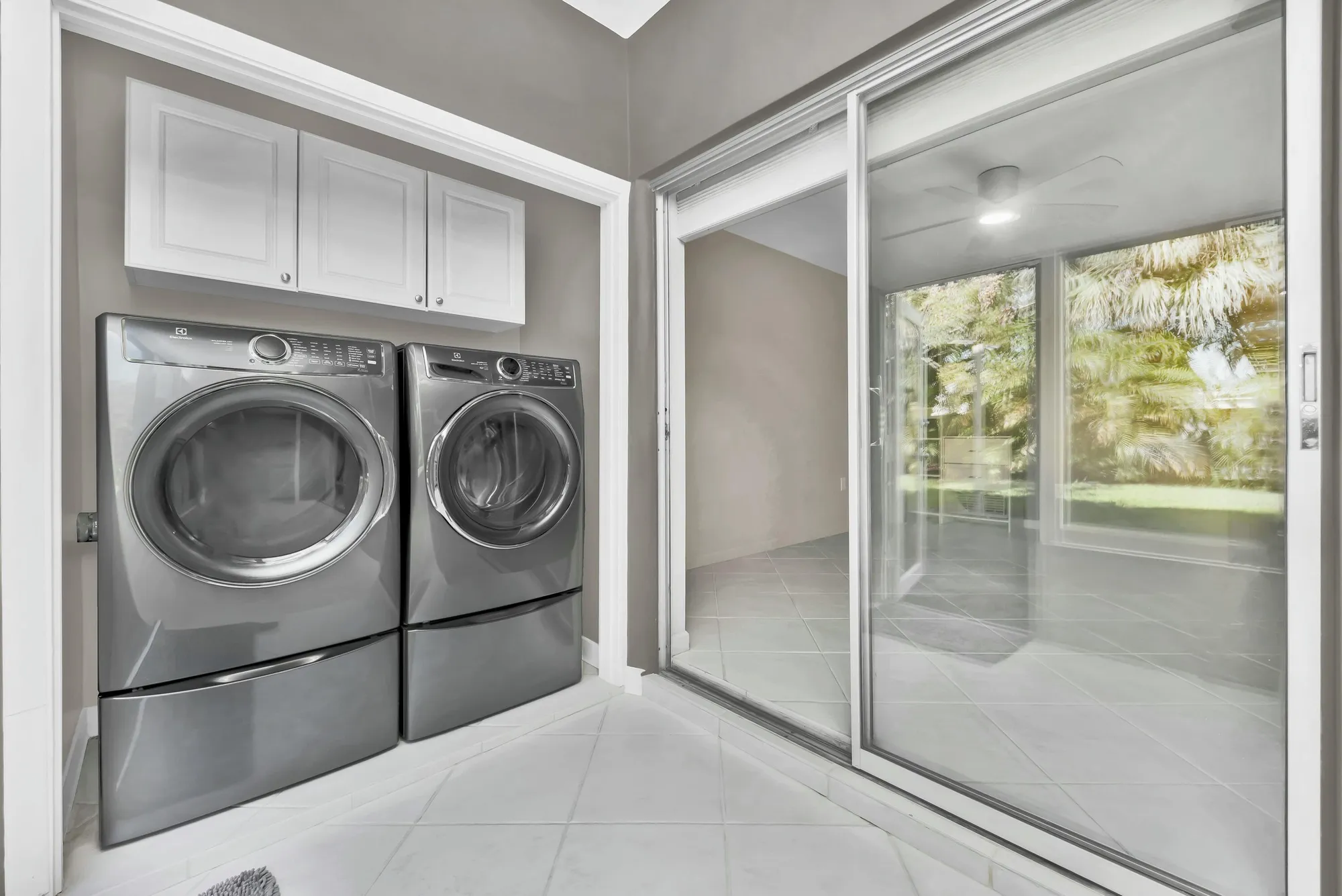Property Slideshow image 17 of 31 | 2600 s kanner hwy y5, Stuart, FL, 34994
