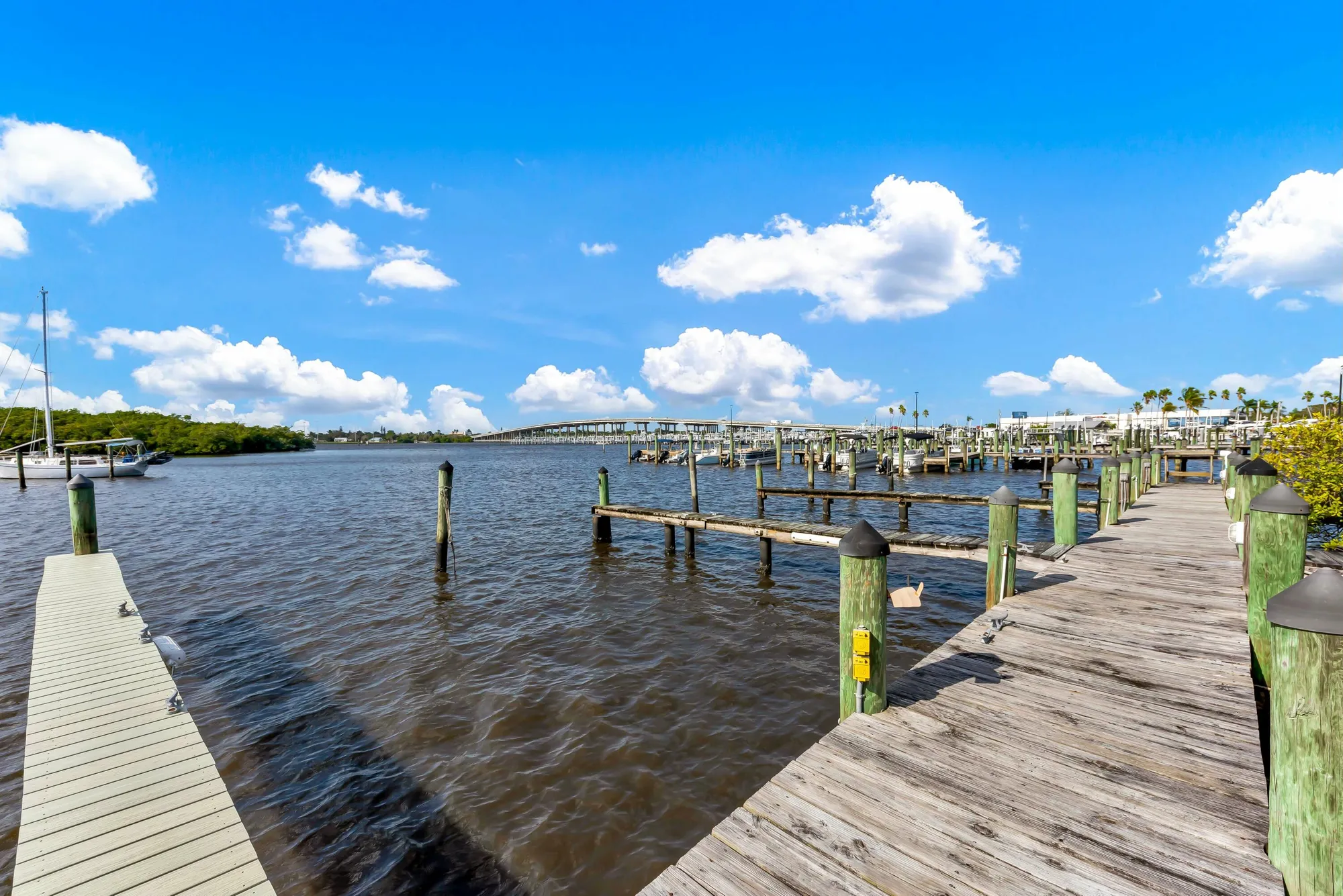 Property Slideshow image 24 of 31 | 2600 s kanner hwy y5, Stuart, FL, 34994