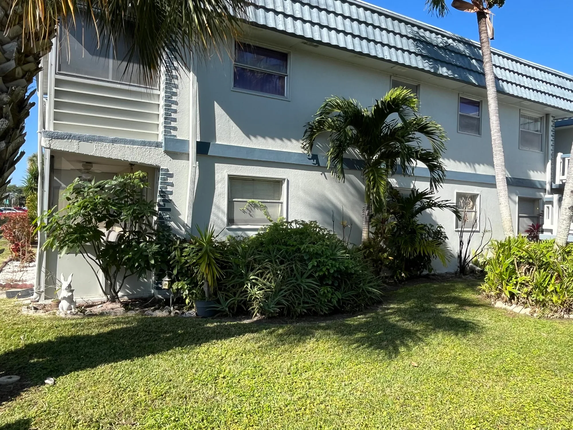 Property Slideshow image 3 of 27 | 300 tuscany f f, Delray Beach, FL, 33446