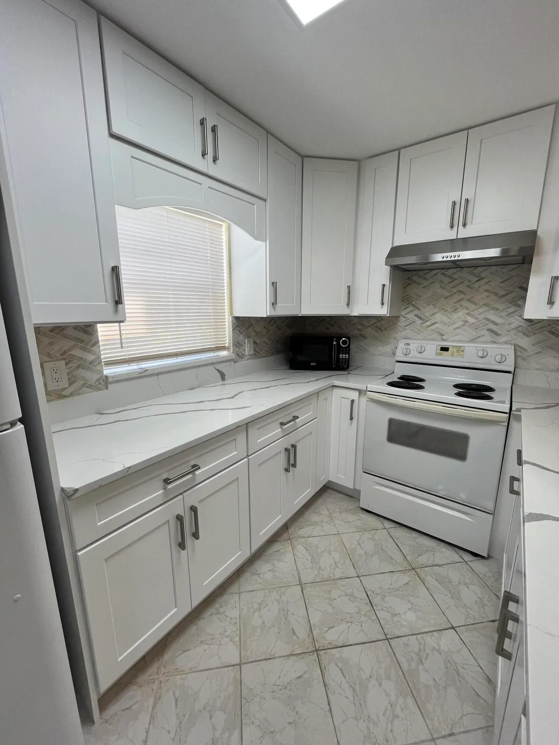 Property Slideshow image 9 of 27 | 300 tuscany f f, Delray Beach, FL, 33446