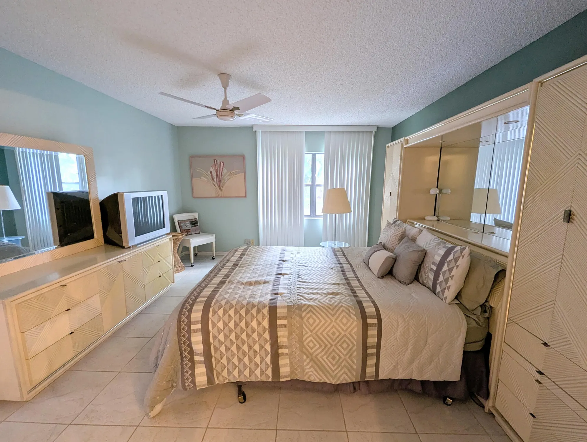 Property Slideshow image 20 of 53 | 2454 nw 9th st, Delray Beach, FL, 33445