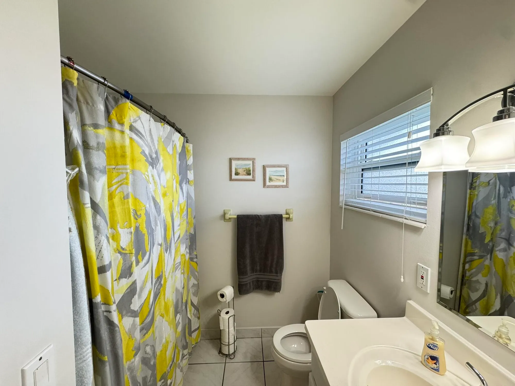 Property Slideshow image 12 of 20 | 2822 crosley dr e, West Palm Beach, FL, 33415