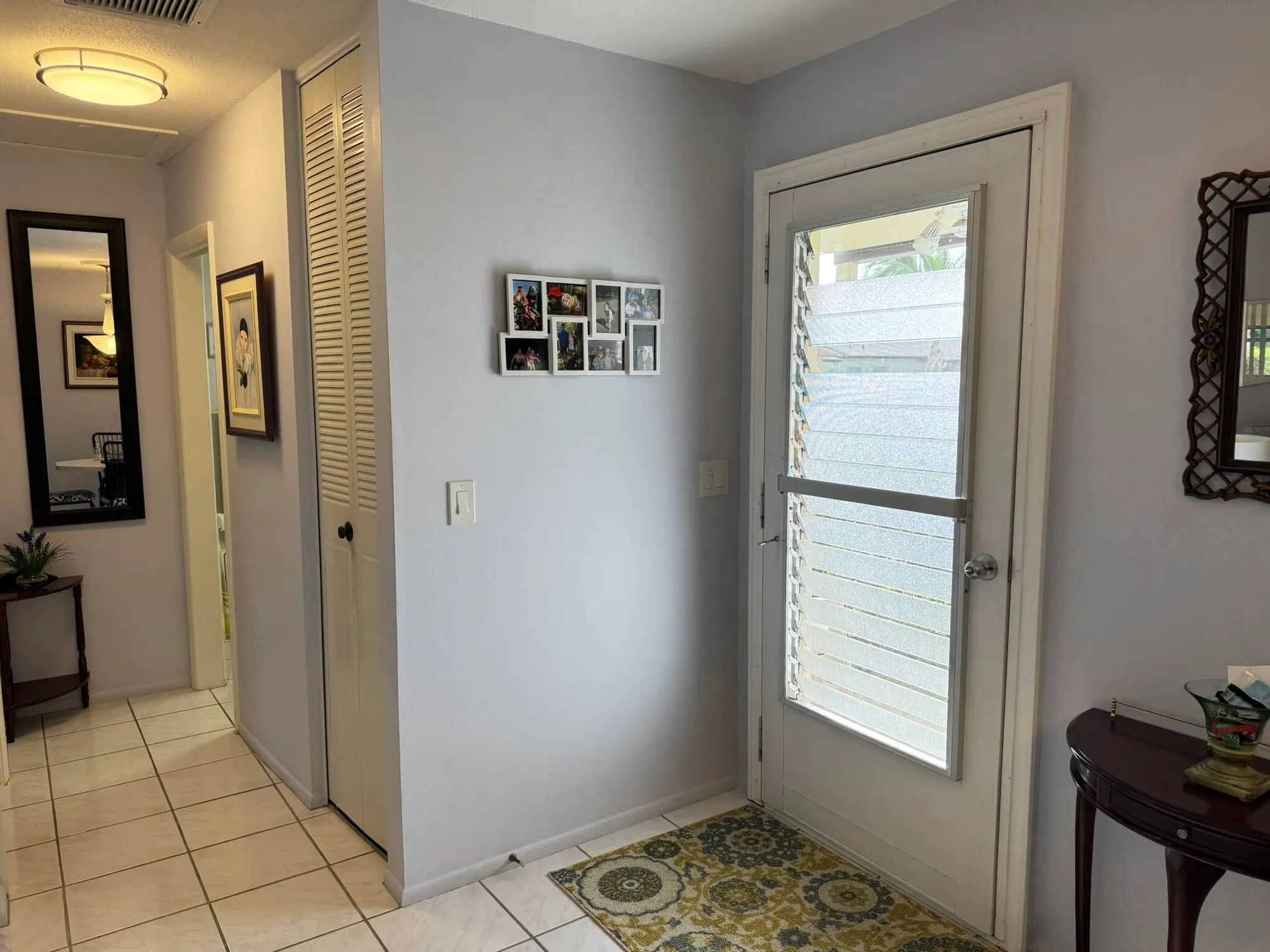 Property Slideshow image 2 of 20 | 2822 crosley dr e, West Palm Beach, FL, 33415