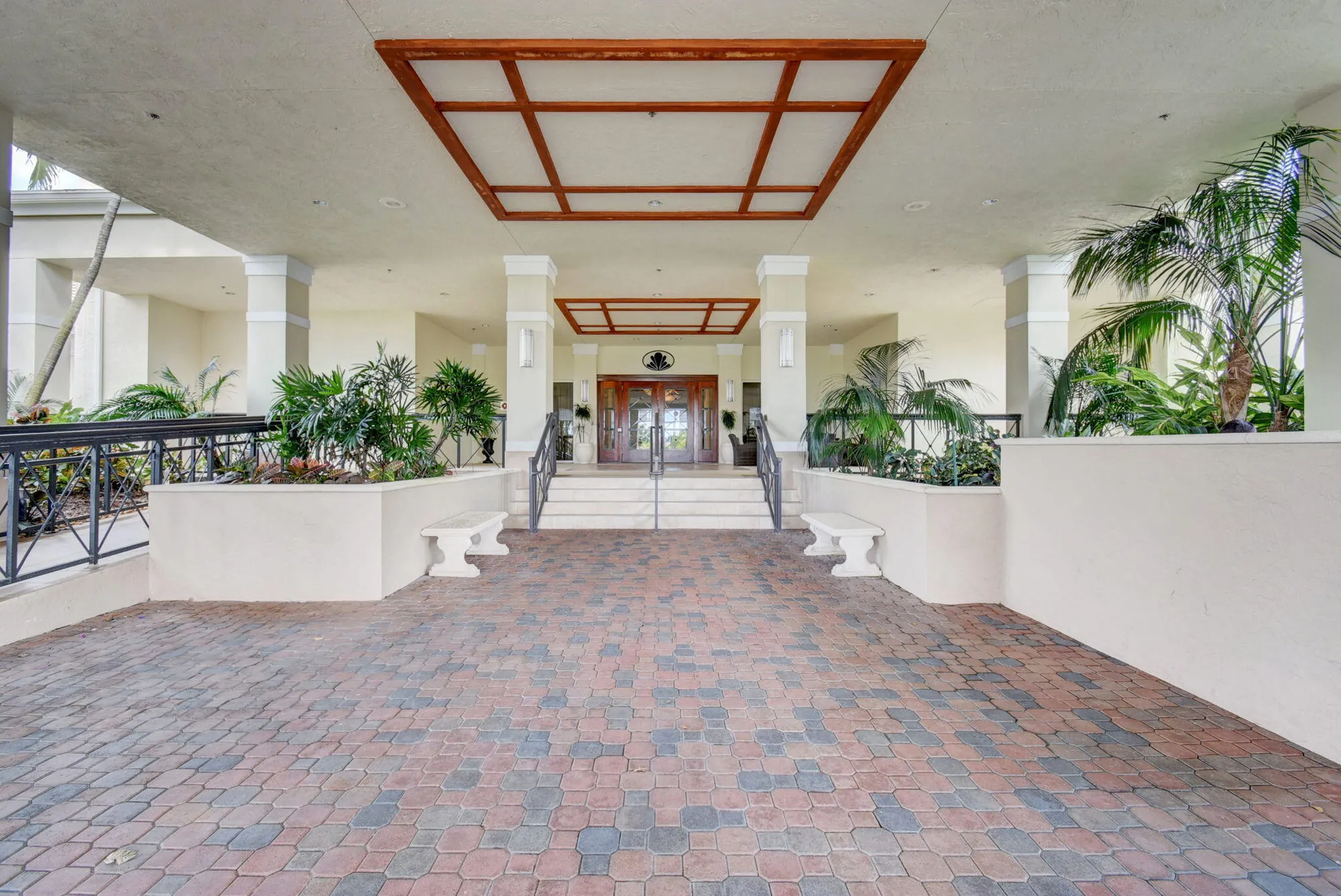 Property Slideshow image 33 of 57 | 5785 fairway park ct apt 204, Boynton Beach, FL, 33437