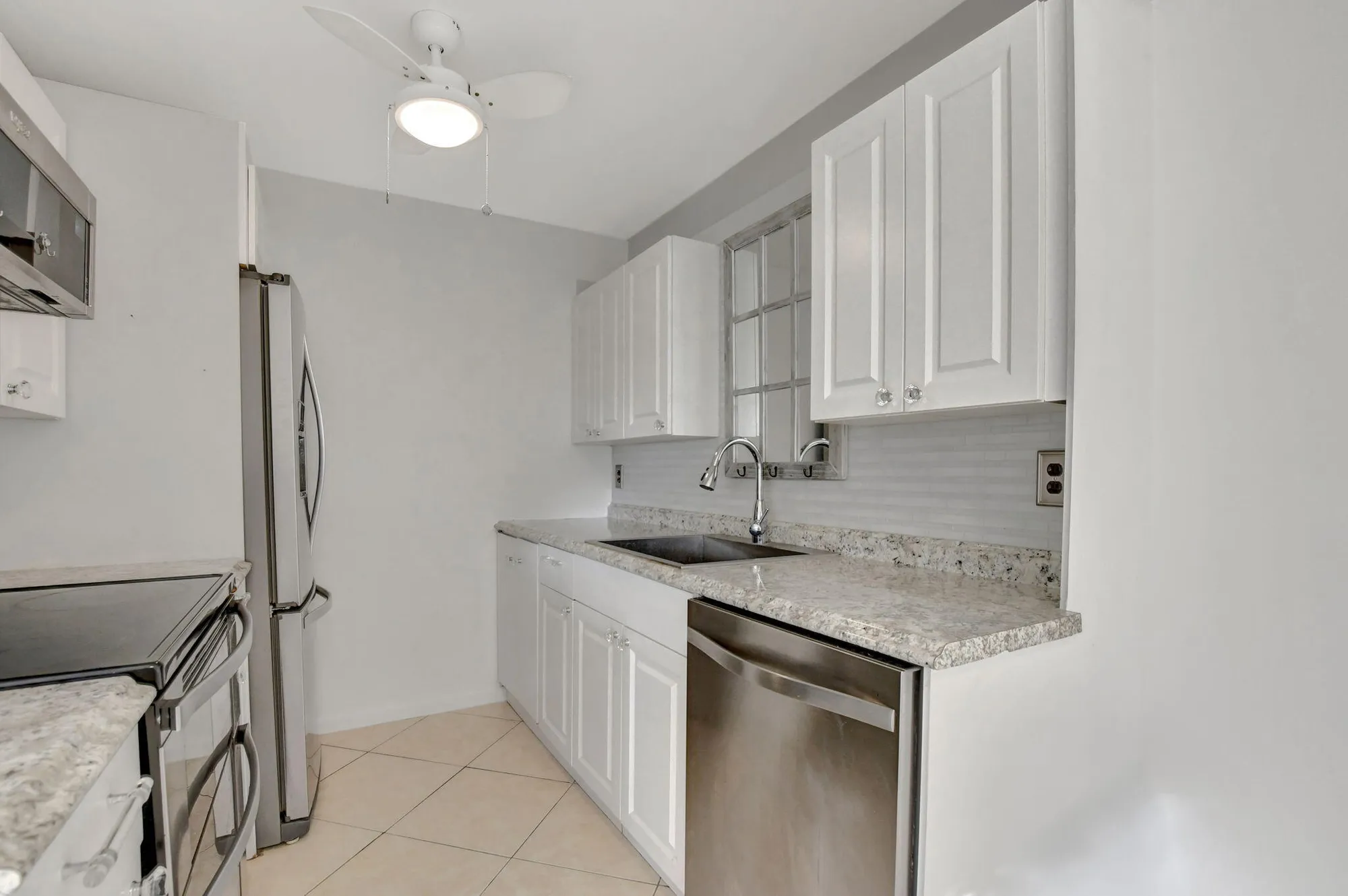 Property Slideshow image 6 of 29 | 4064 newport q # 4064, Deerfield Beach, FL, 33442